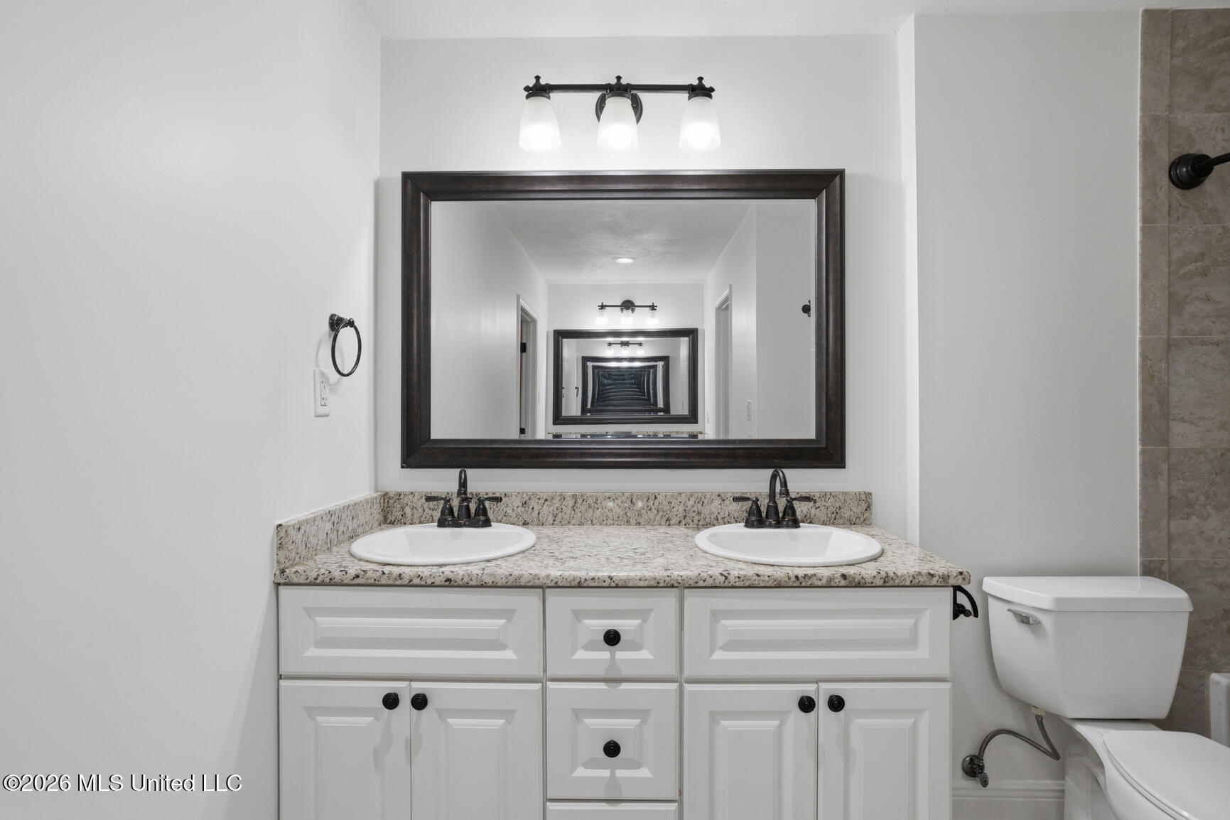 5315 Red Fox Road Property Photo 32