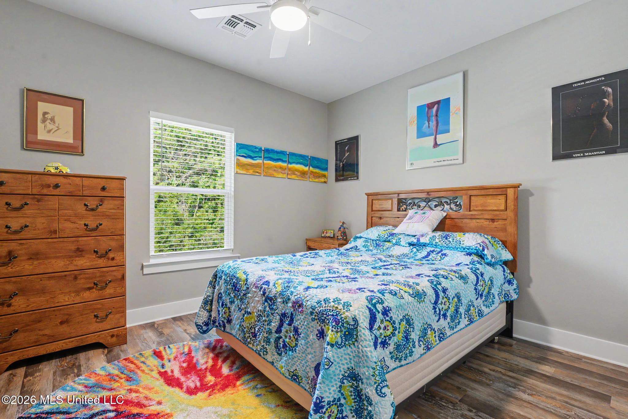 5114 Oak Street Property Photo 16