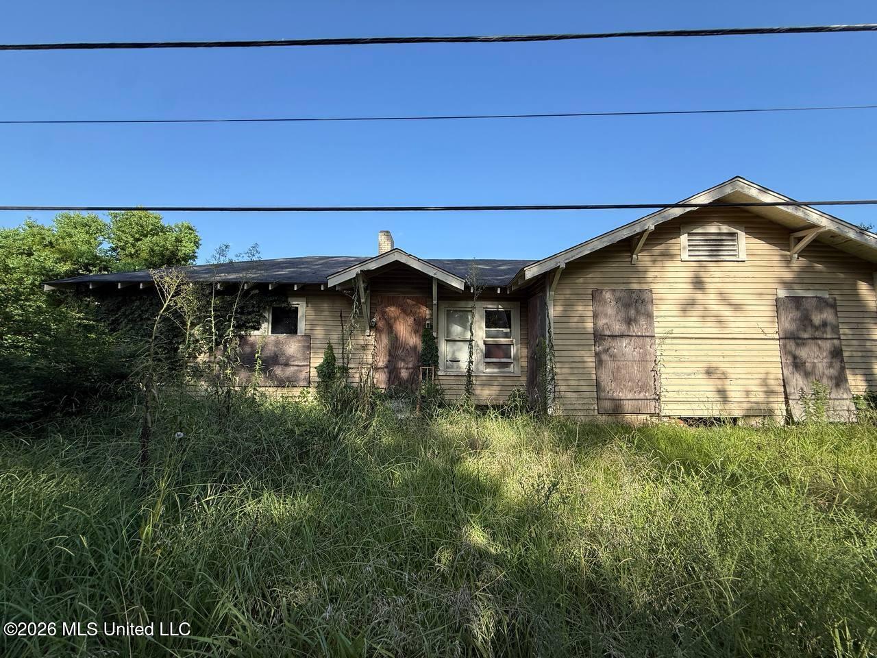 539 Cherry Street Property Photo 2
