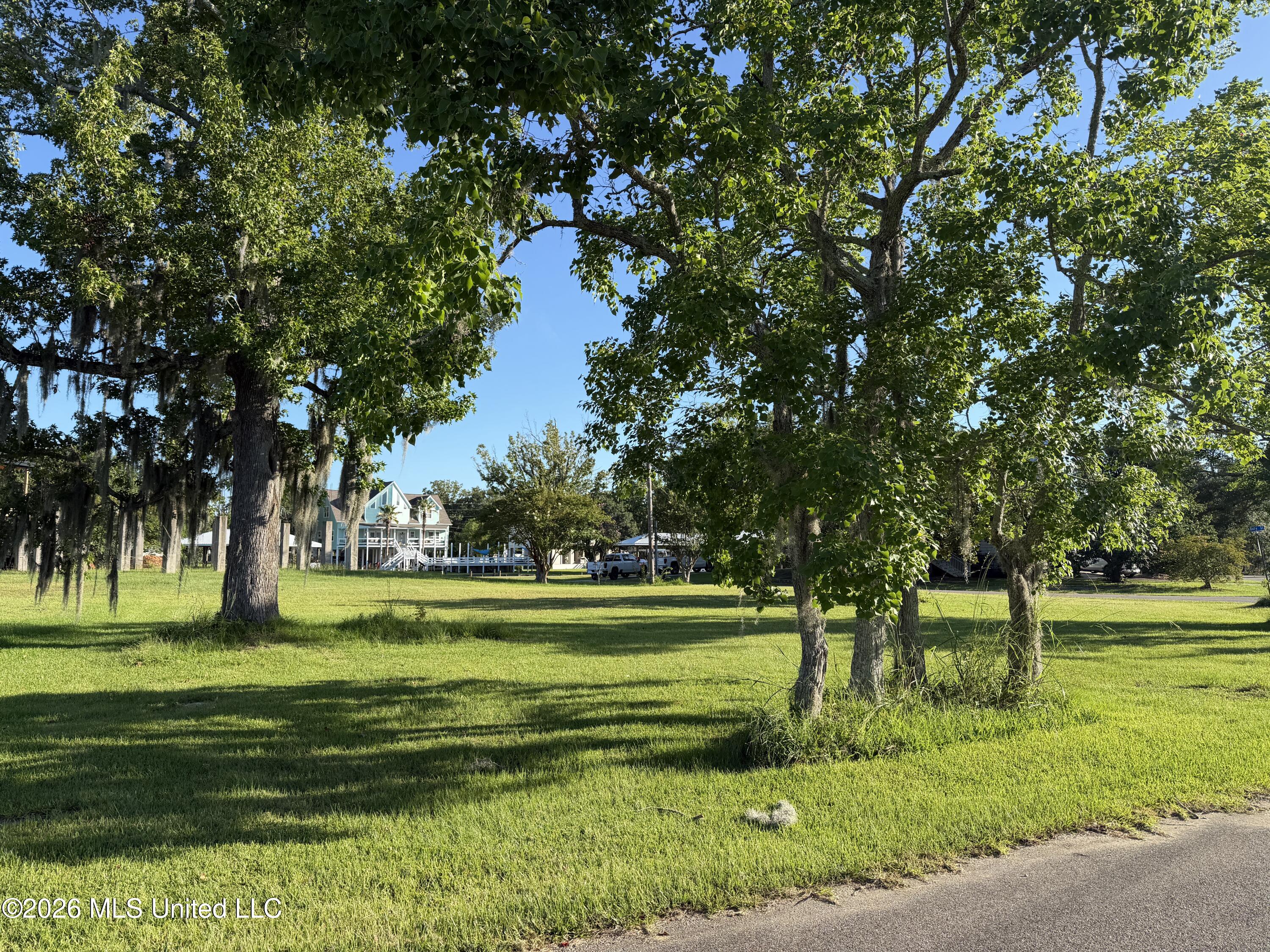 10058 E Shorecrest Road Property Photo 1