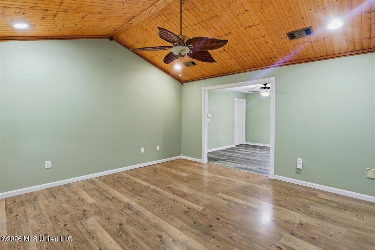 113 Golden Estates Drive Property Photo 5