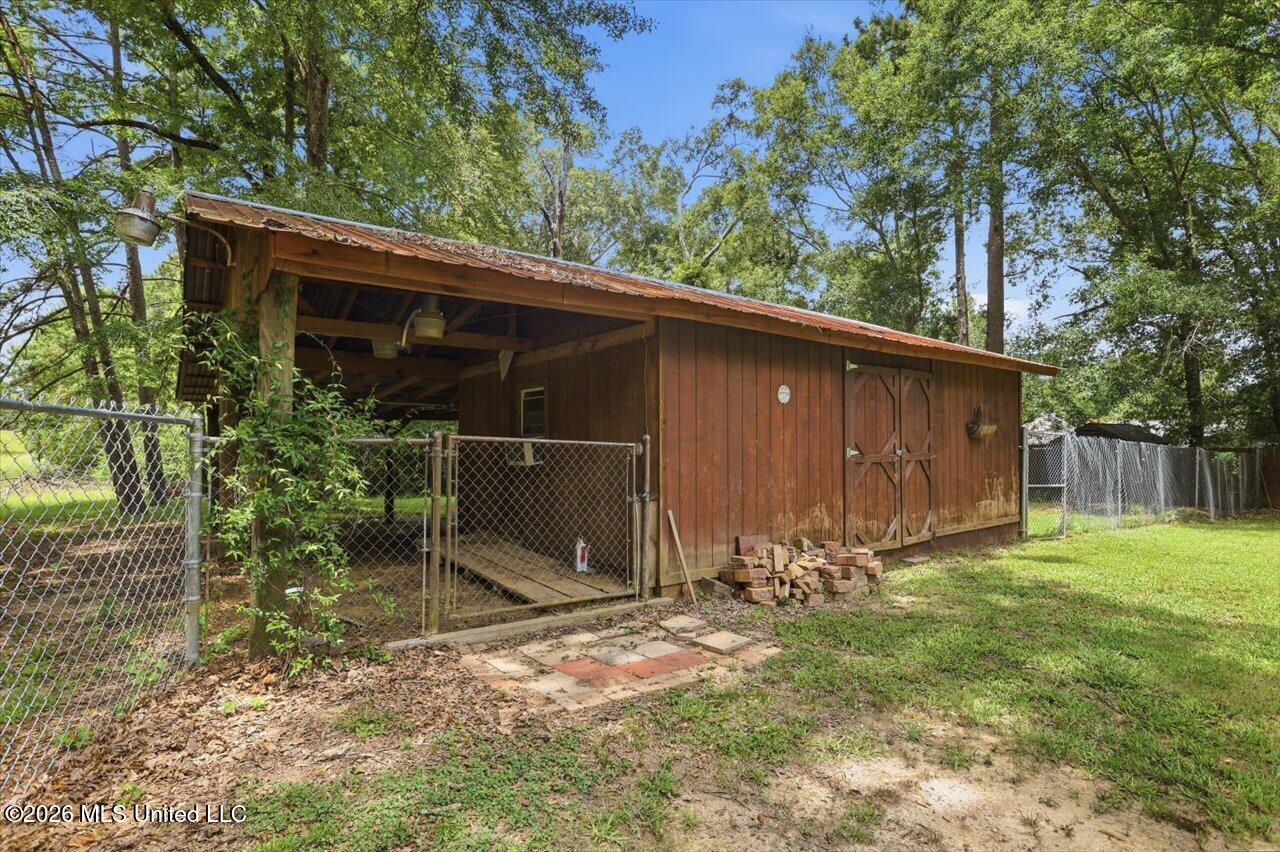 113 Golden Estates Drive Property Photo 35