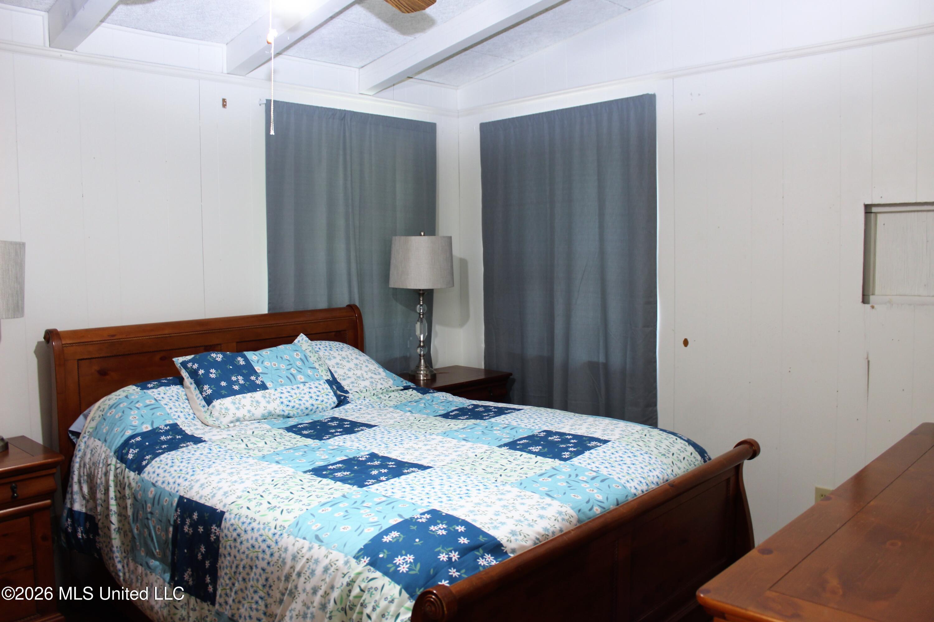 25305 Turps Drive Property Photo 8