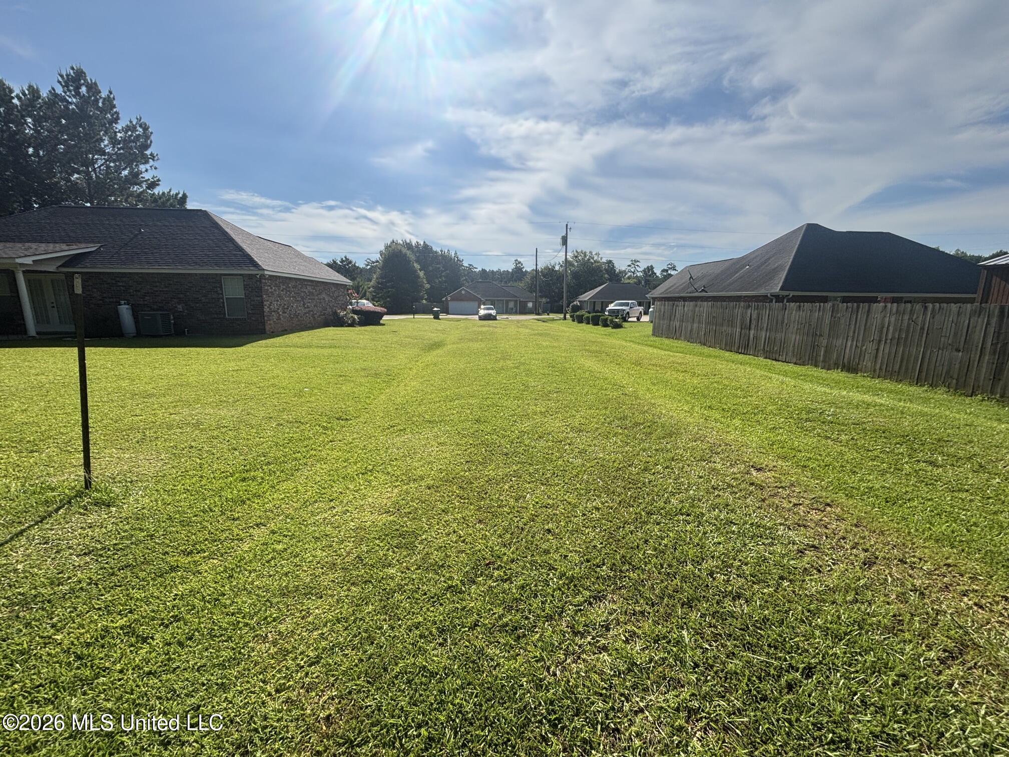 Fox Loop Drive Property Photo 5