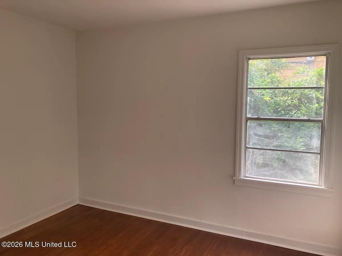 239 Mason Boulevard Property Photo 9