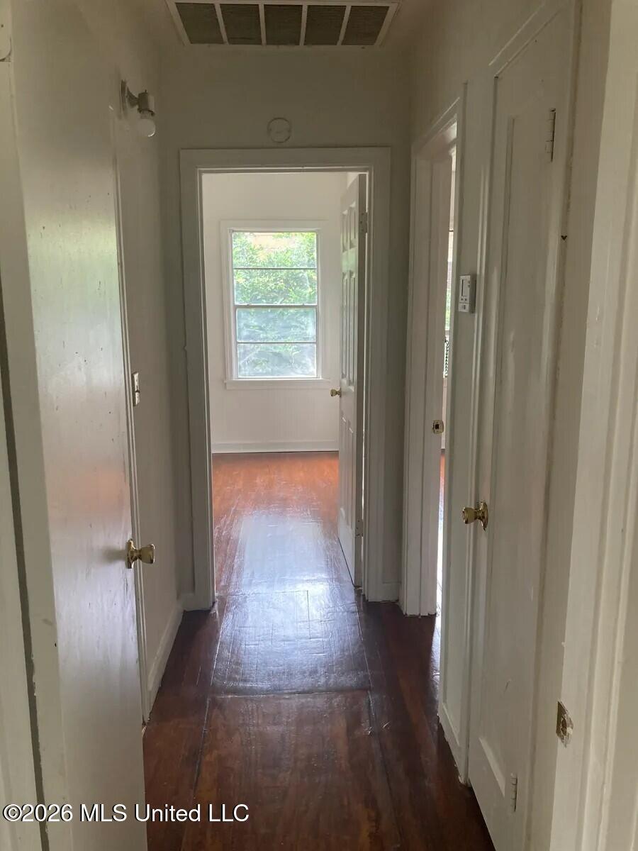 239 Mason Boulevard Property Photo 11