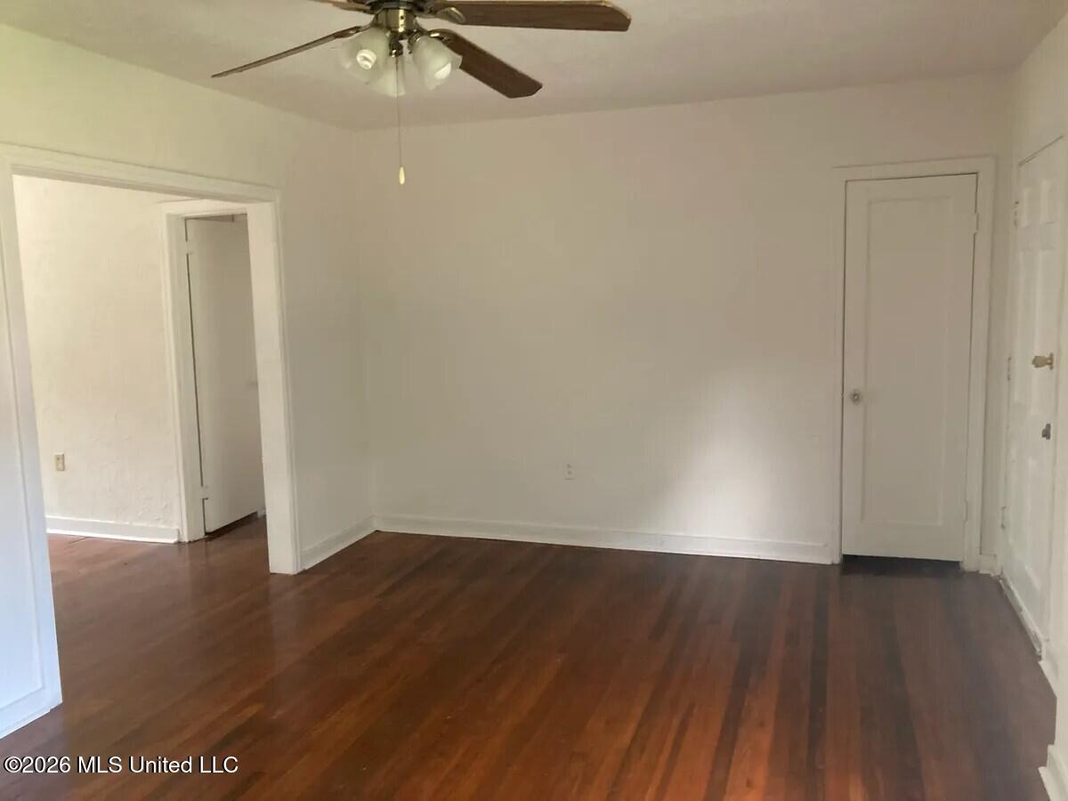 239 Mason Boulevard Property Photo 13