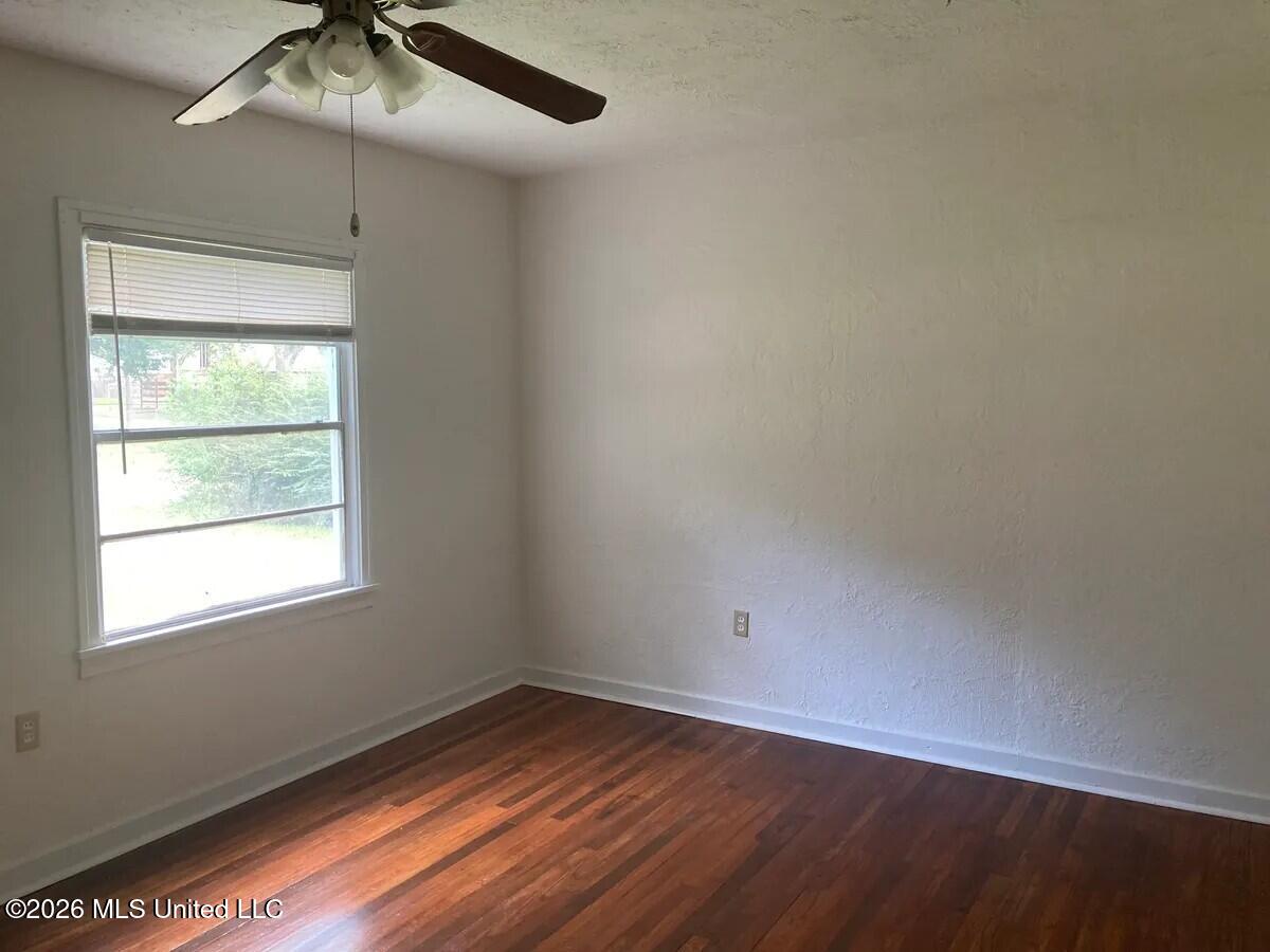 239 Mason Boulevard Property Photo 15