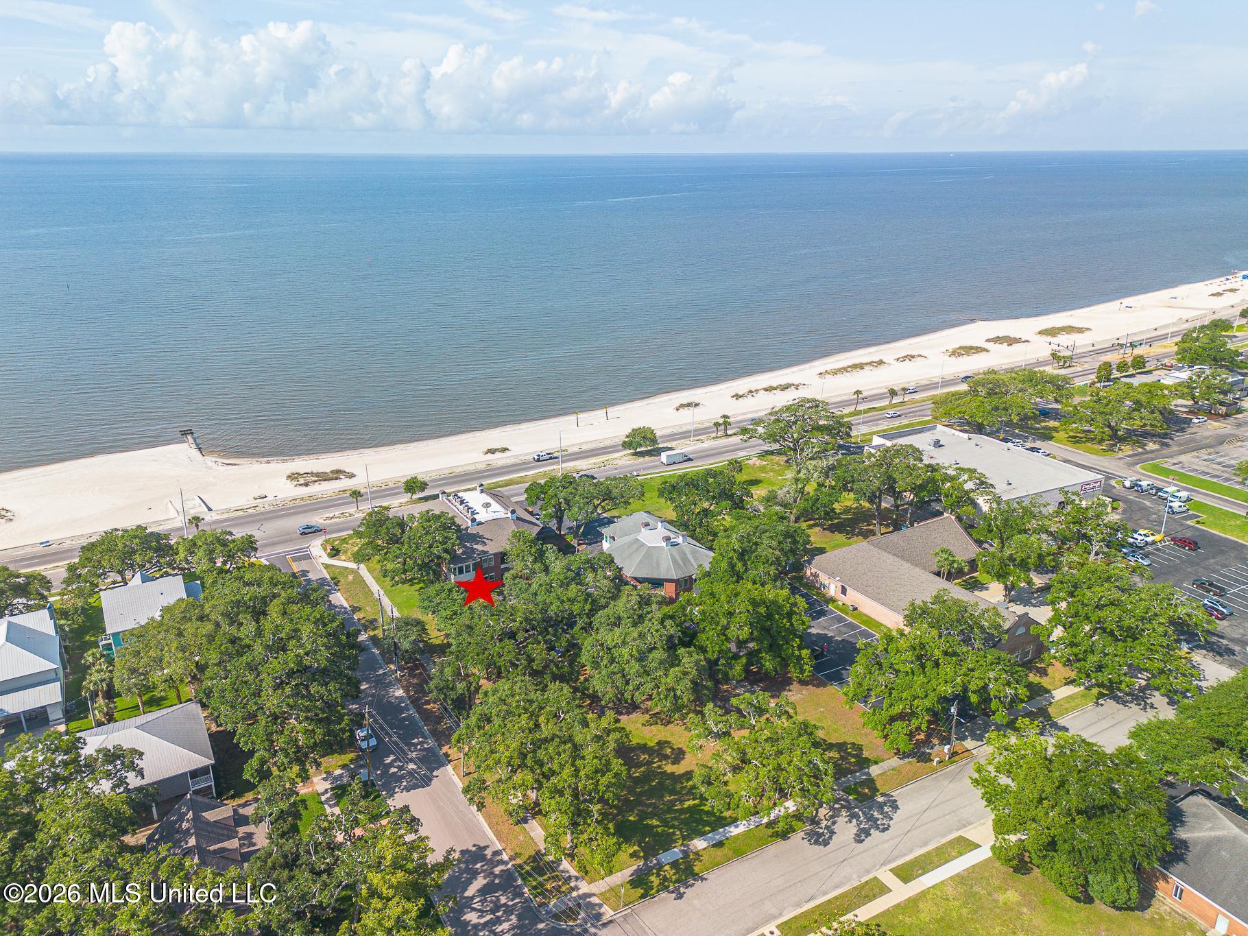 2548 Beach Boulevard Property Photo 2