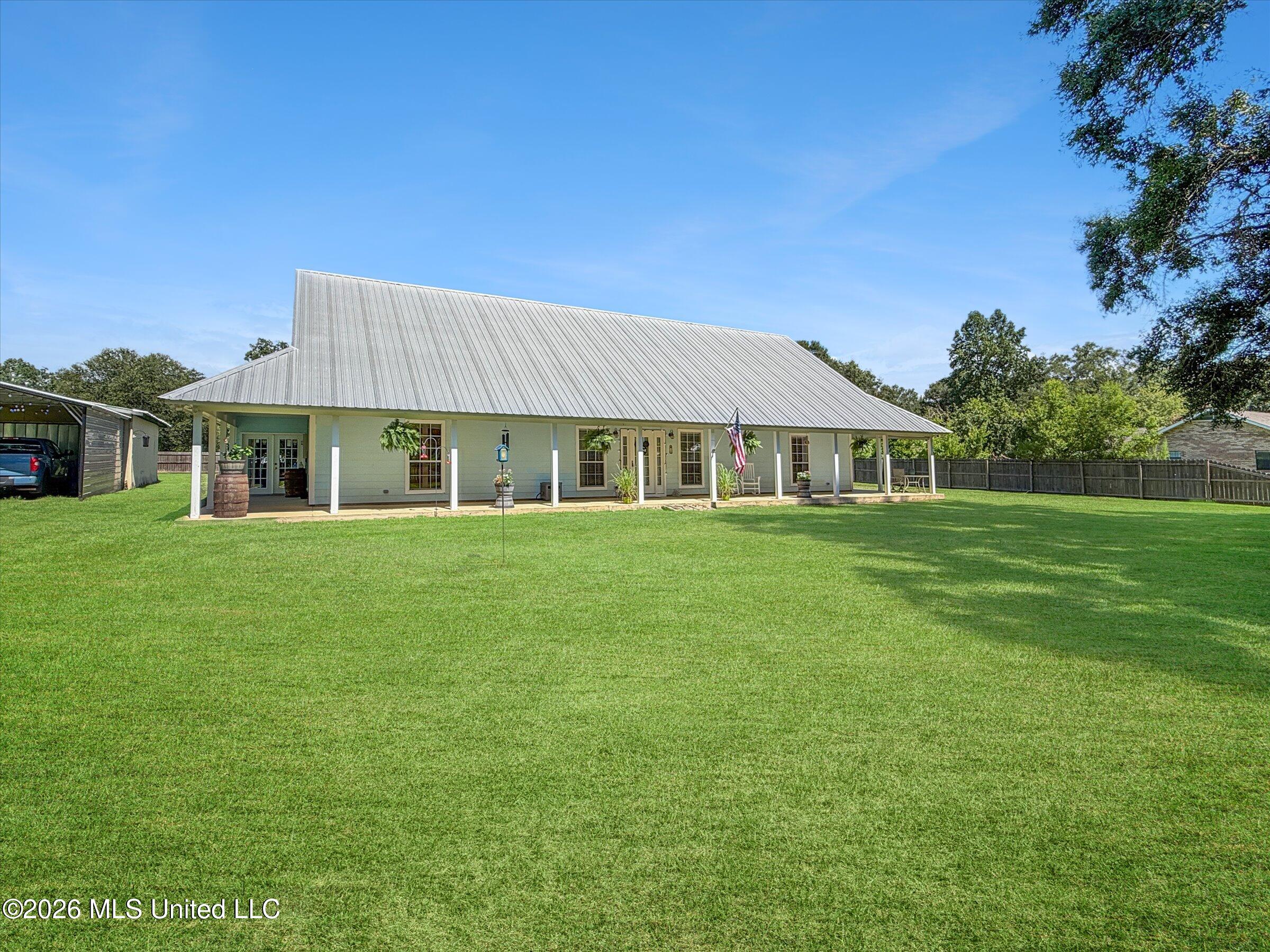 3506 Jerry Davis Road Property Photo 3