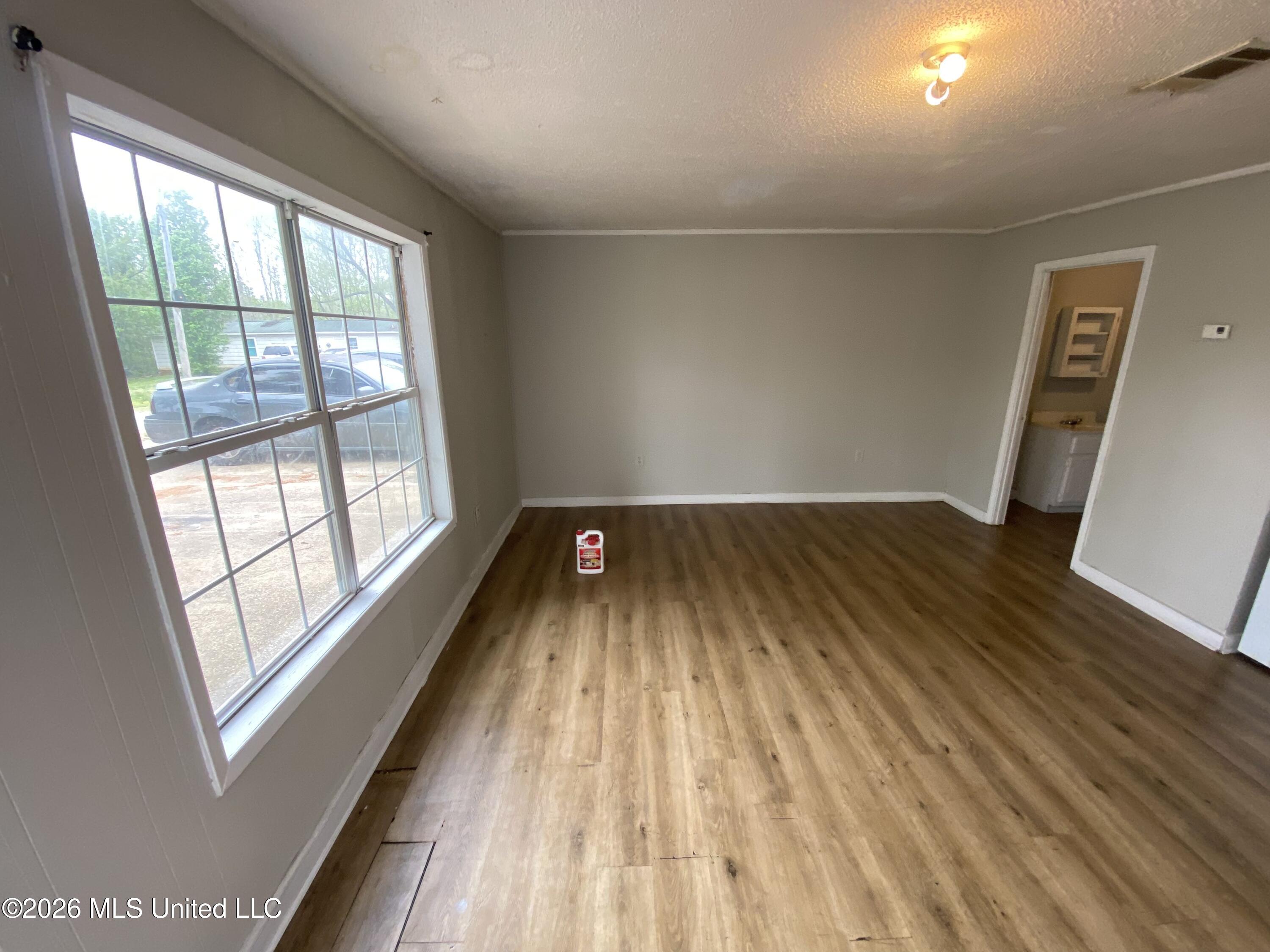 171 Road 199 Property Photo 5