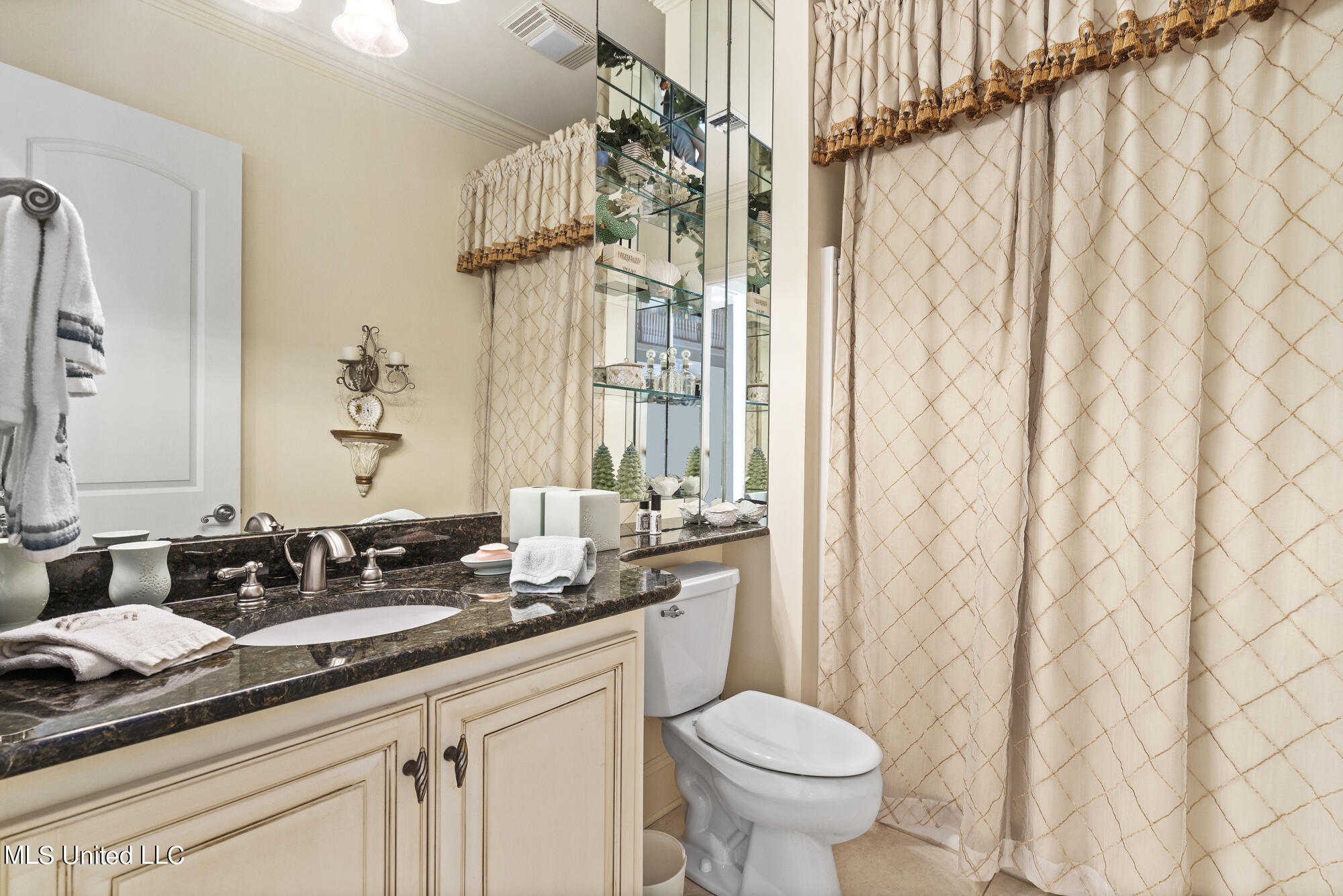 1332 Poki Place Property Photo 28