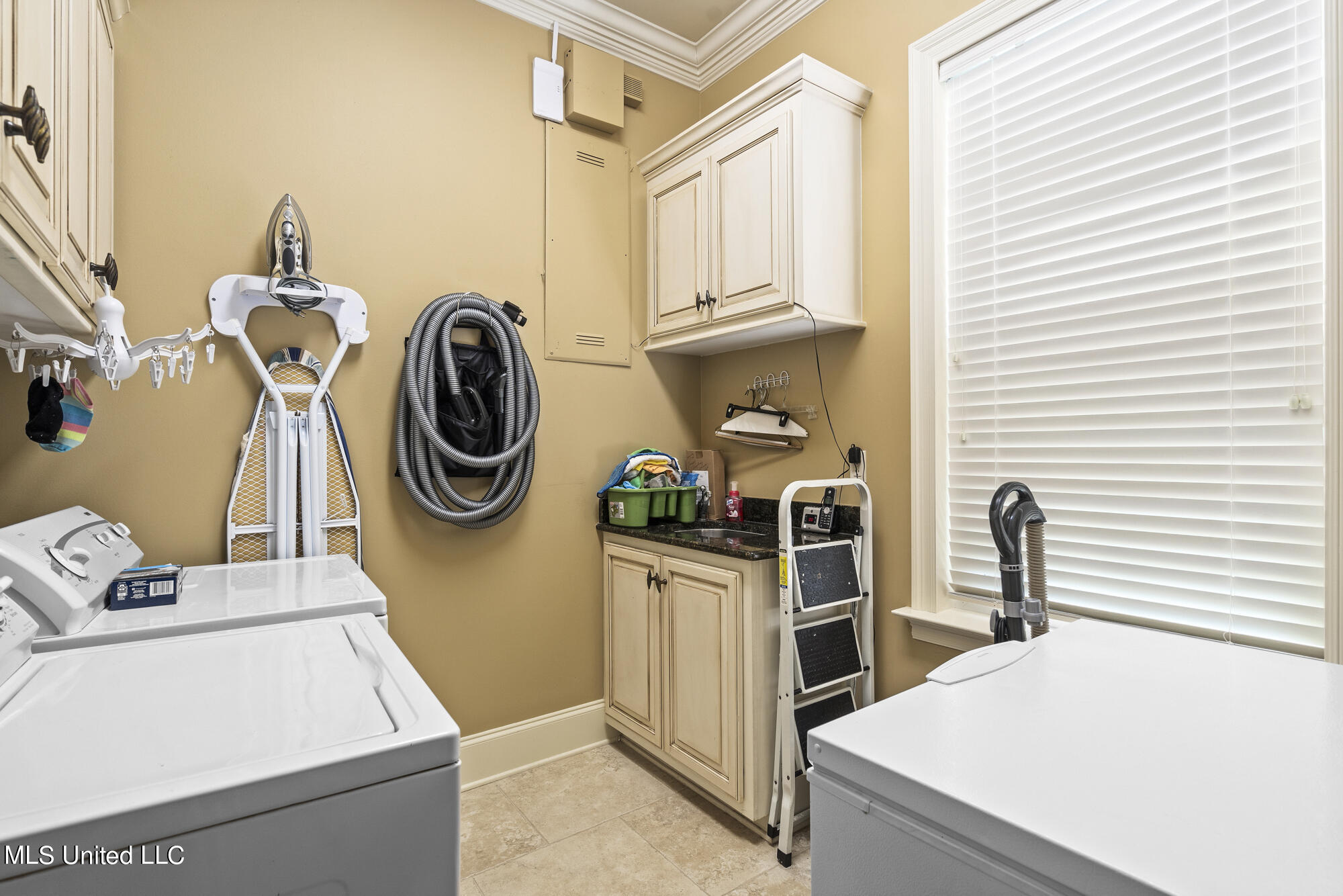 1332 Poki Place Property Photo 48
