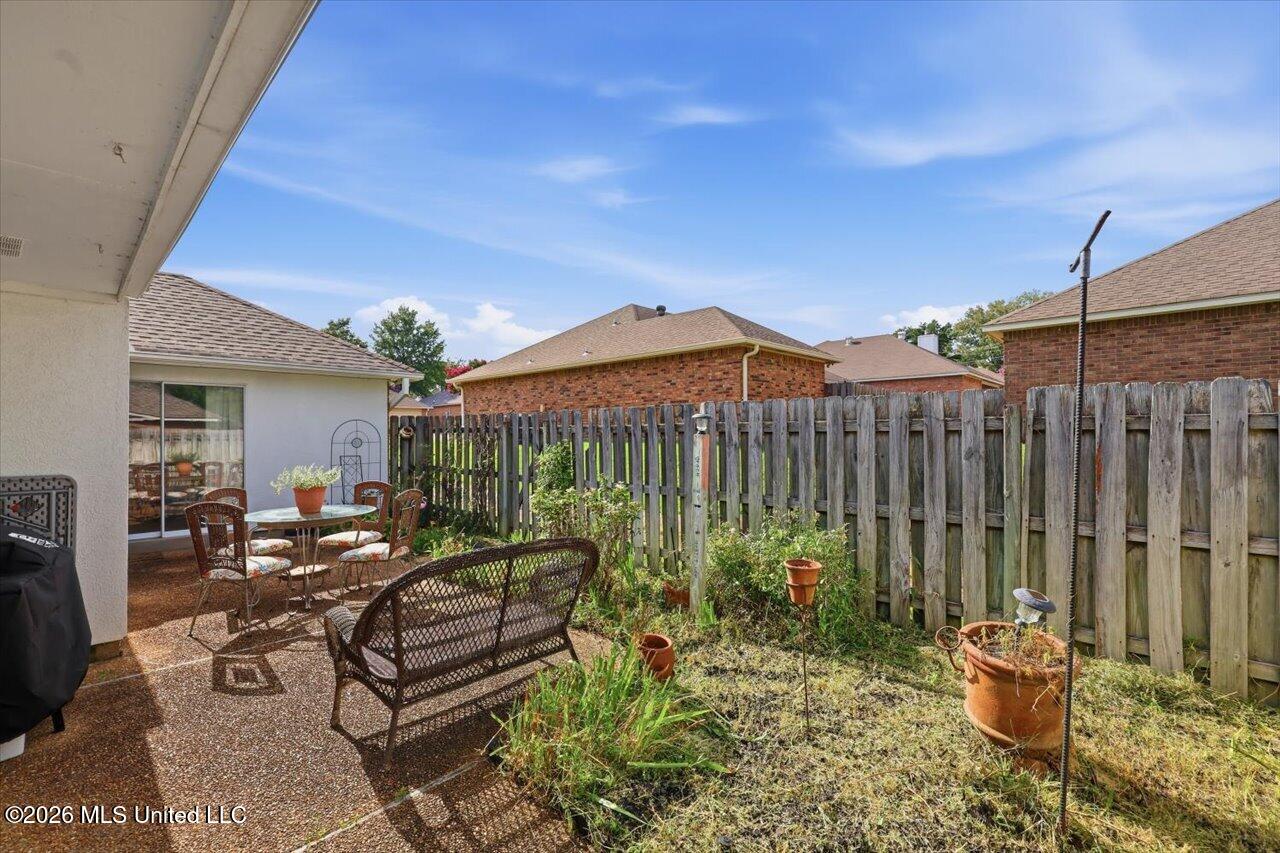 137 Villa Way Property Photo 26