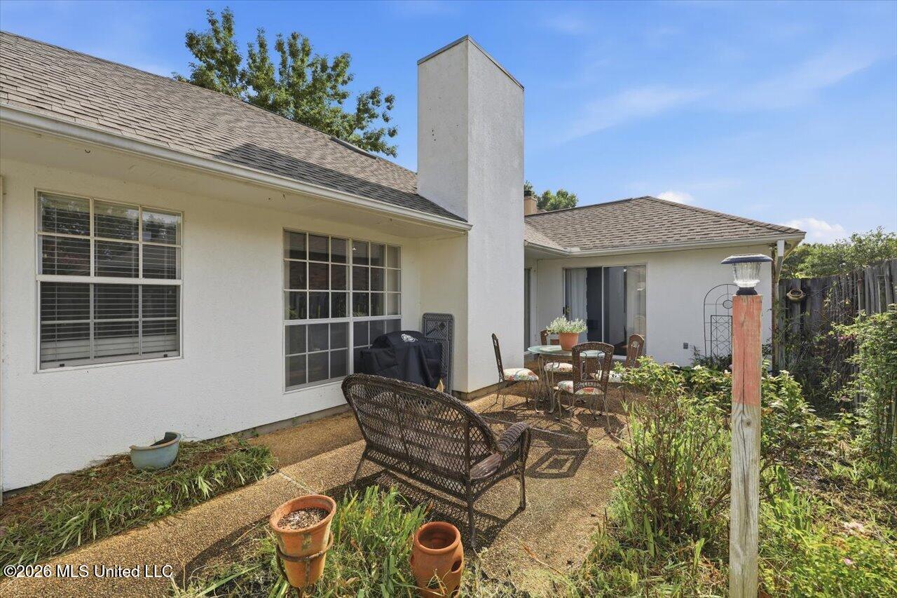 137 Villa Way Property Photo 27