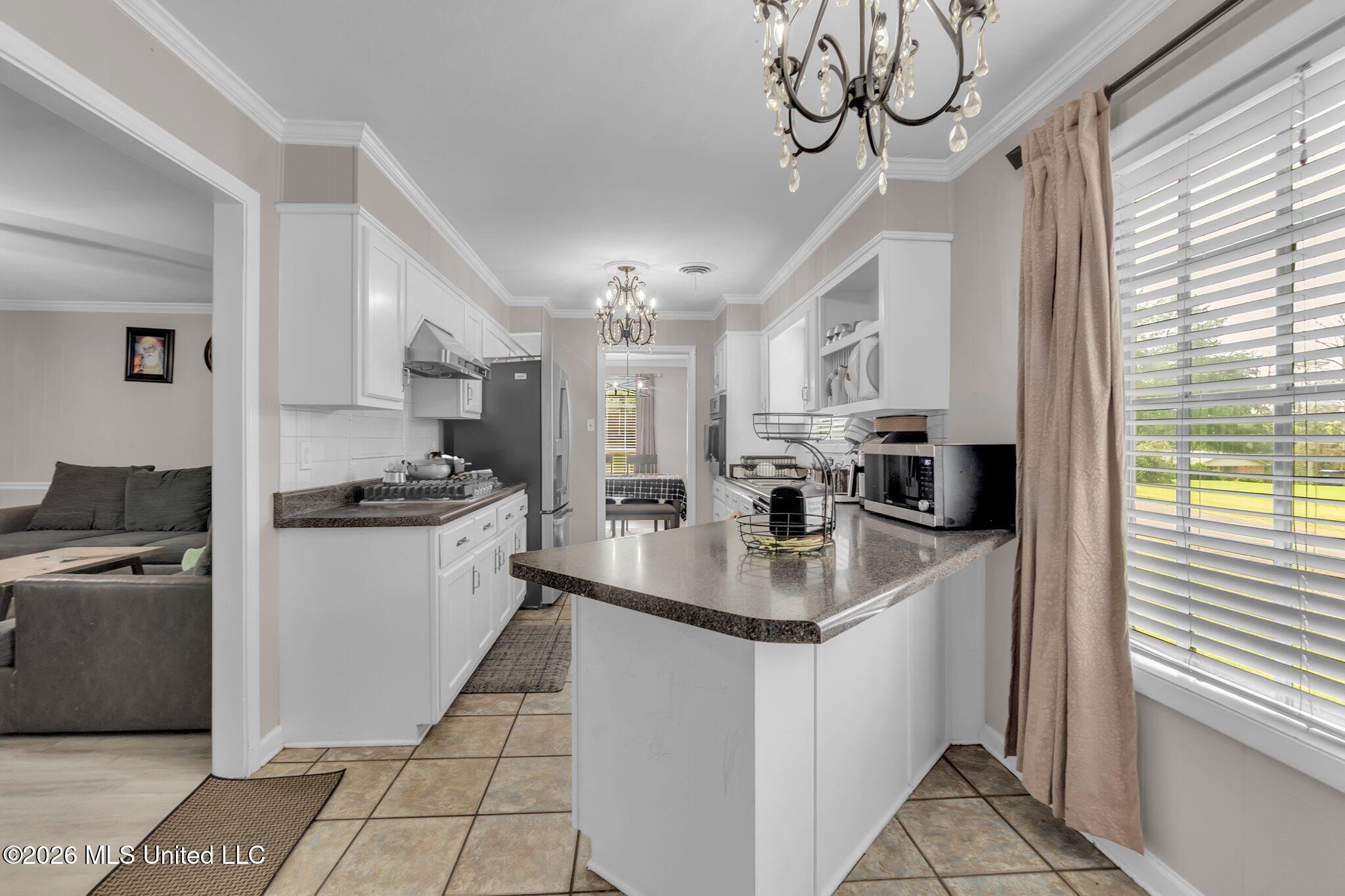 202 Moore Drive Property Photo 12