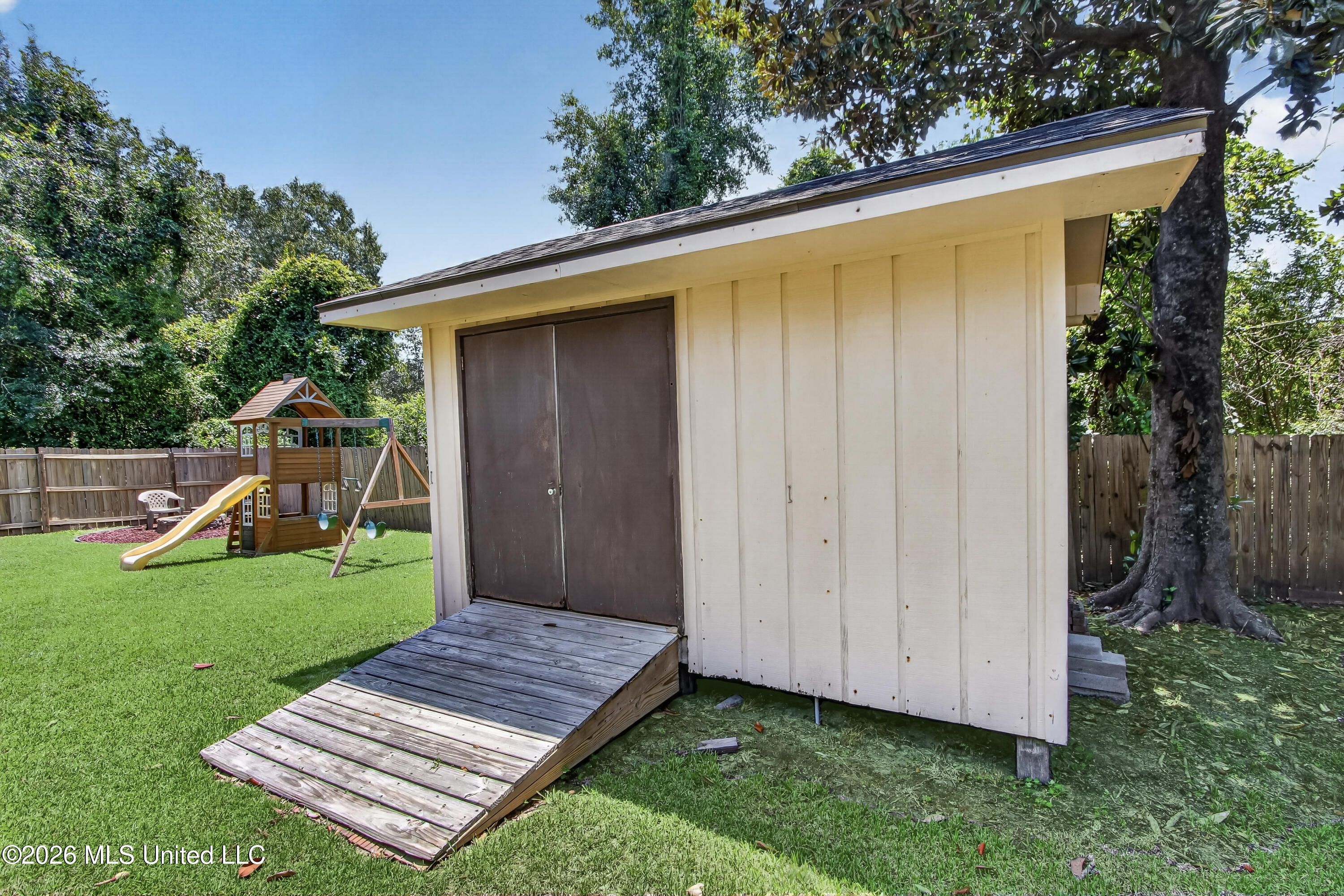 5570 E Diamondhead Drive Property Photo 35