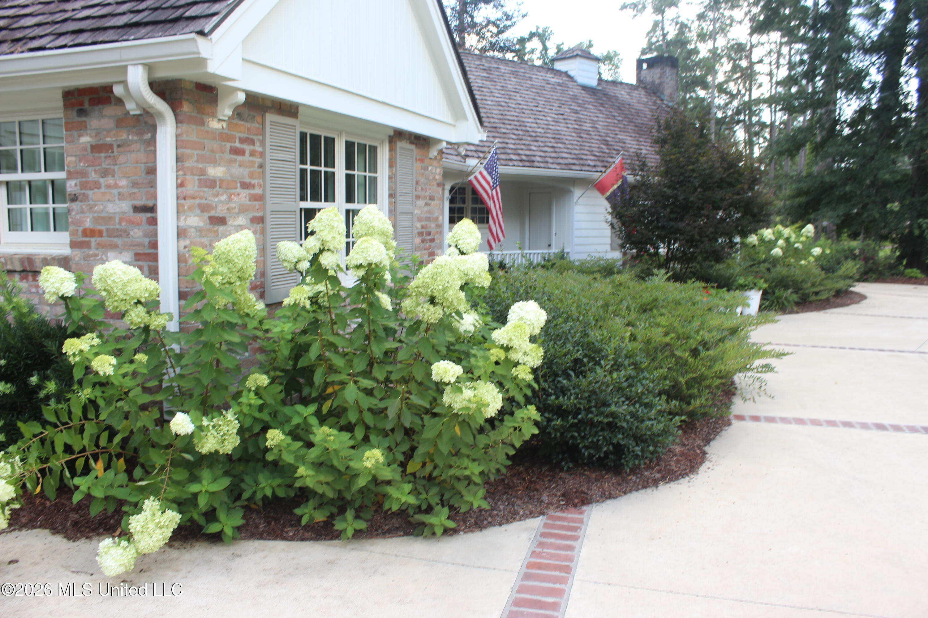 415 Perkins Drive Property Photo 10