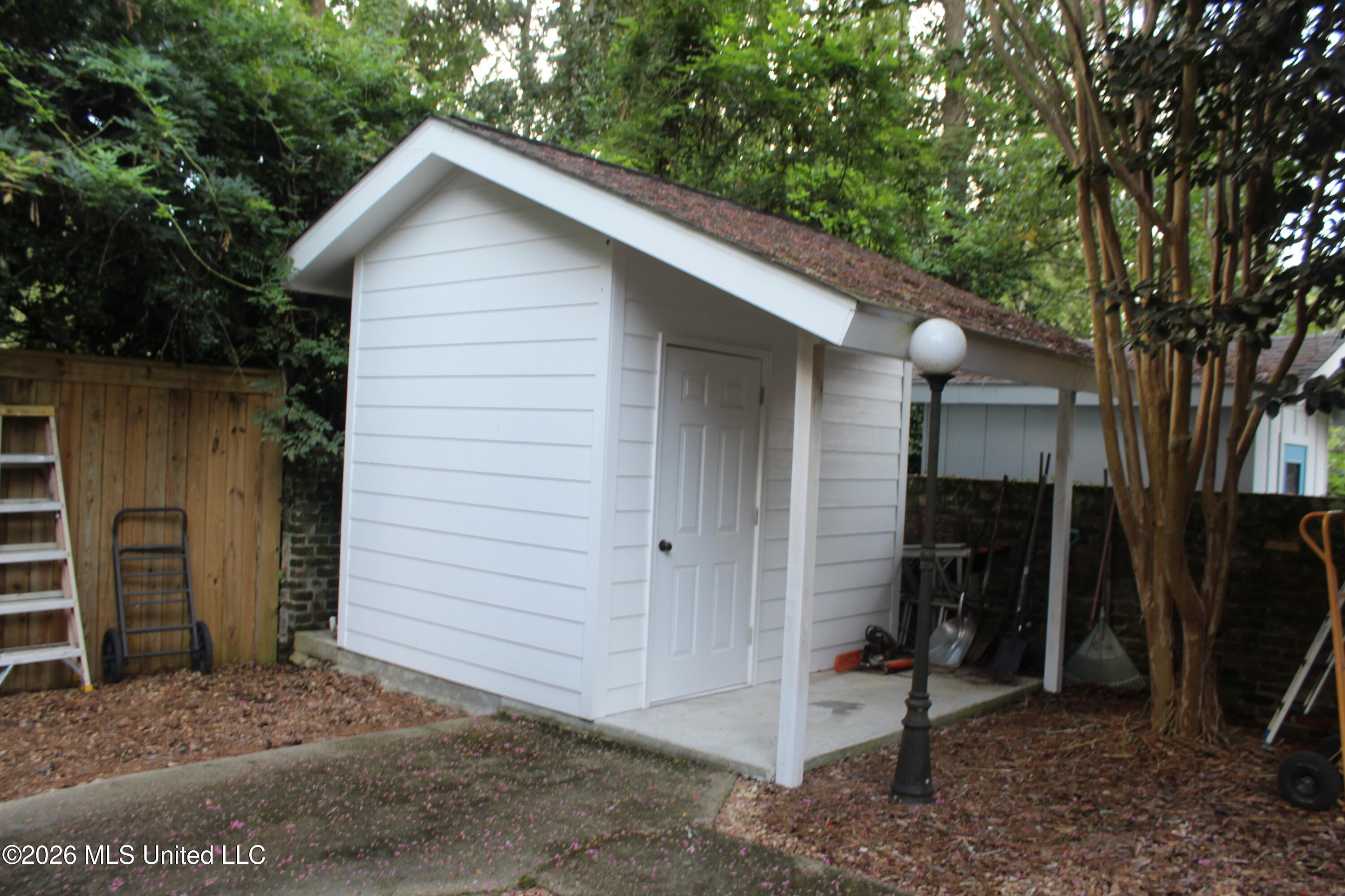 415 Perkins Drive Property Photo 20