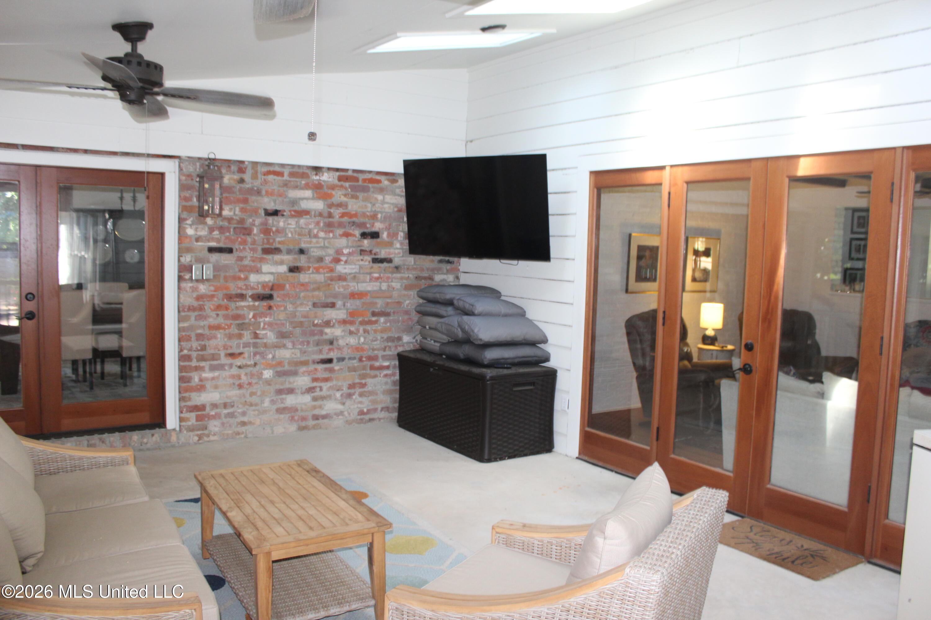 415 Perkins Drive Property Photo 46