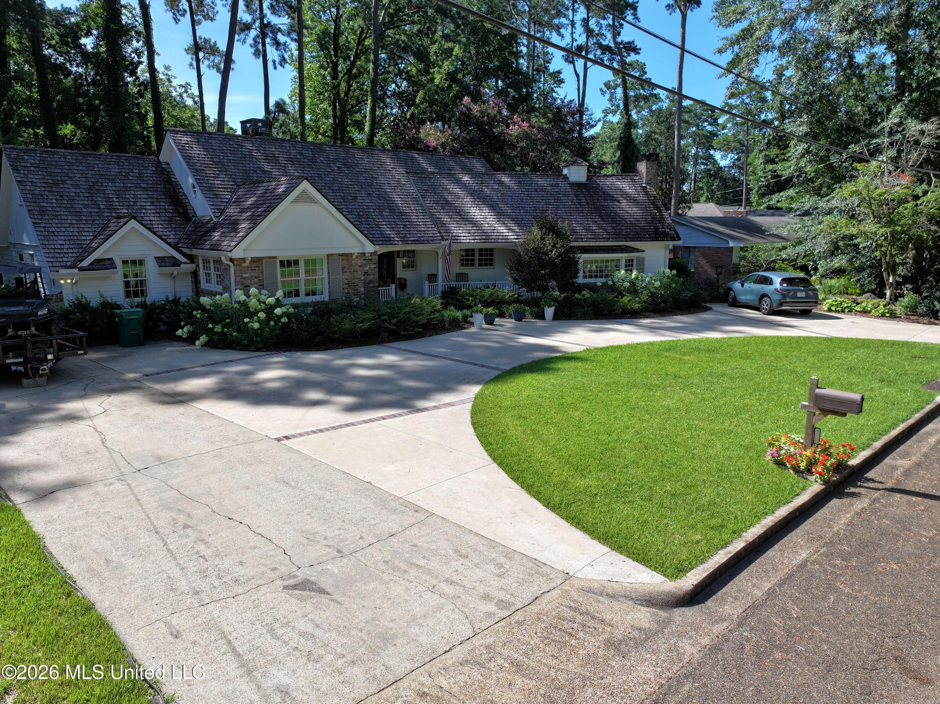 415 Perkins Drive Property Photo 48