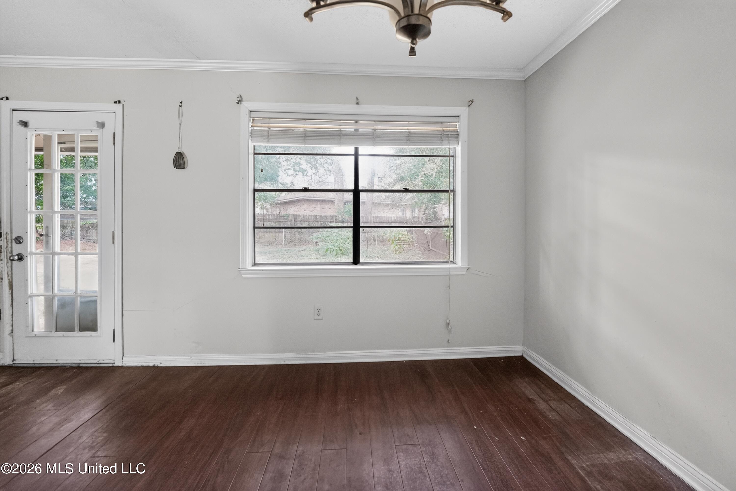 406 Shenandoah Road Property Photo 11