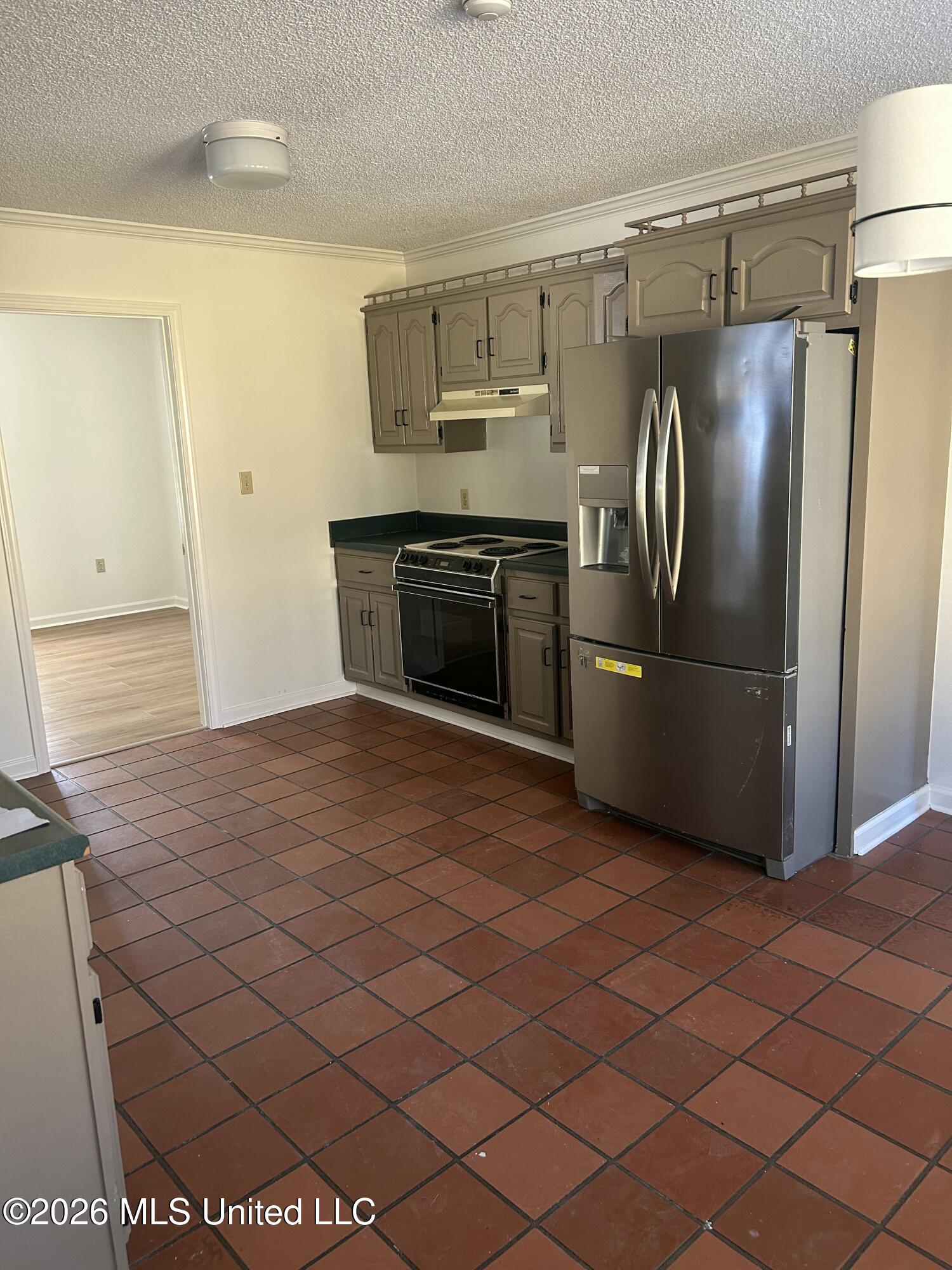 427 Cherokee Drive Property Photo 10