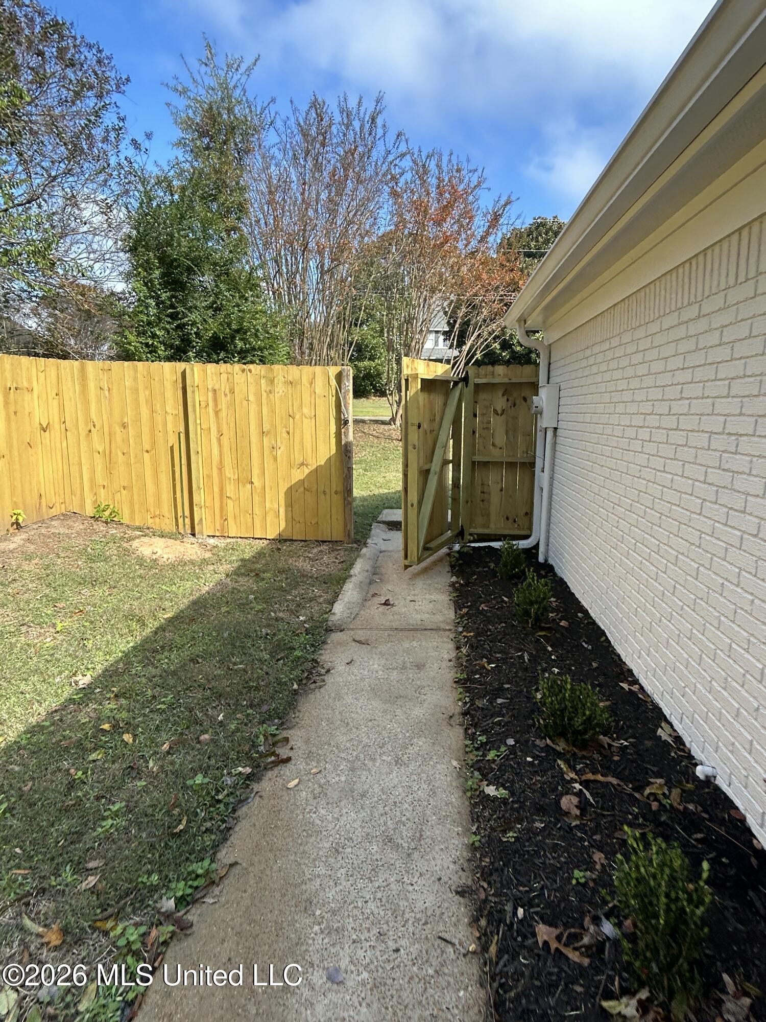 427 Cherokee Drive Property Photo 28