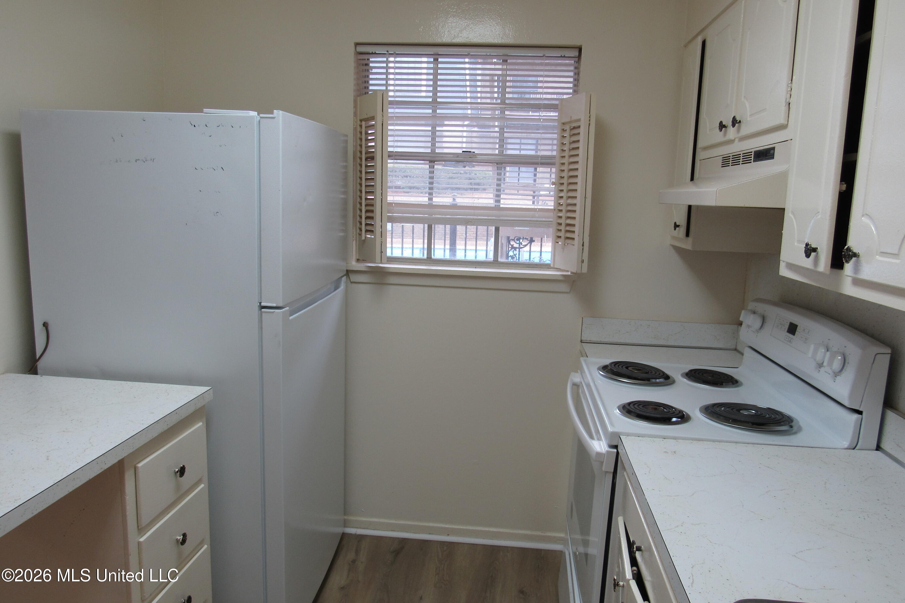 949 Morningside Street Property Photo 10