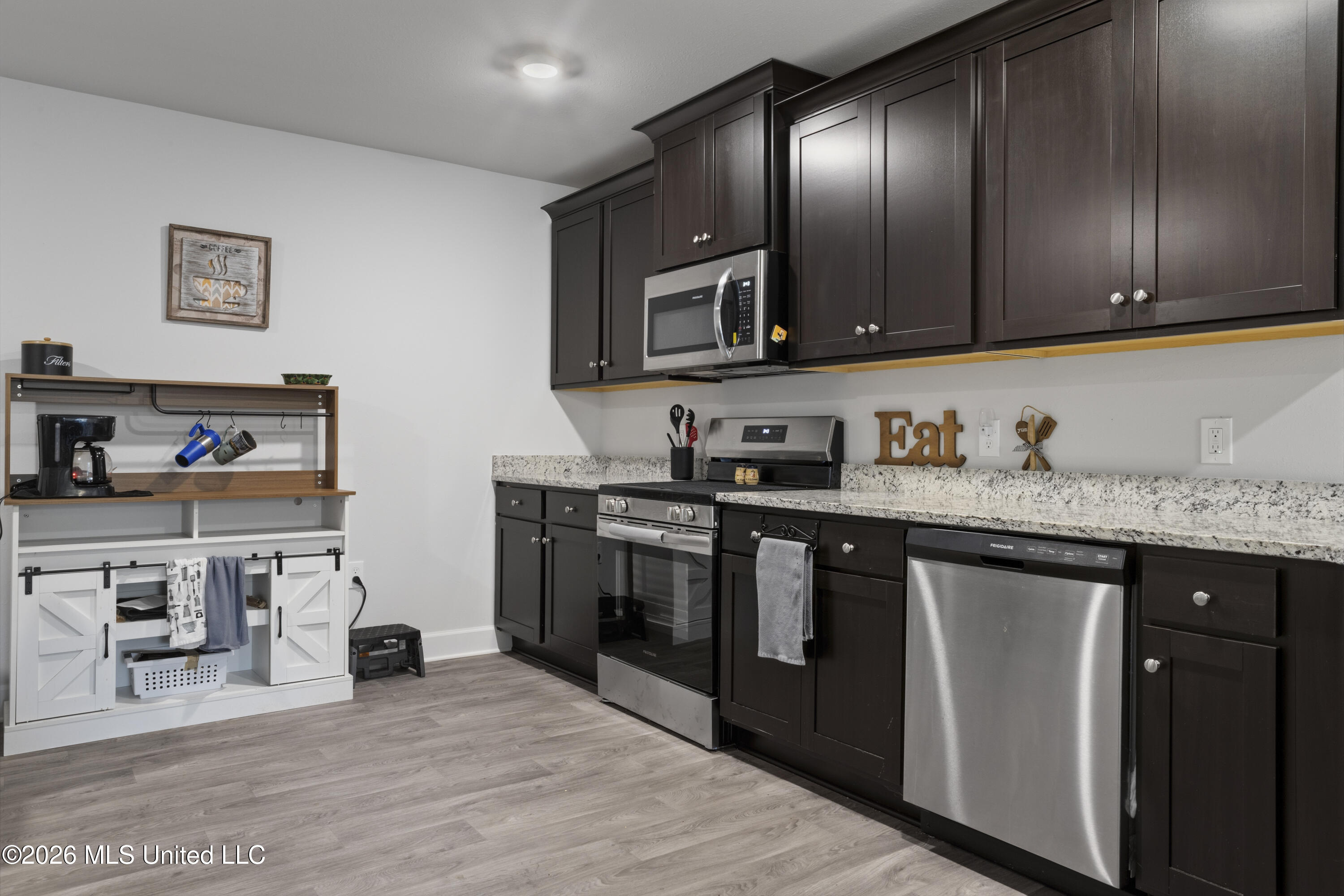 18052 Tiffany Renee Drive Property Photo 3
