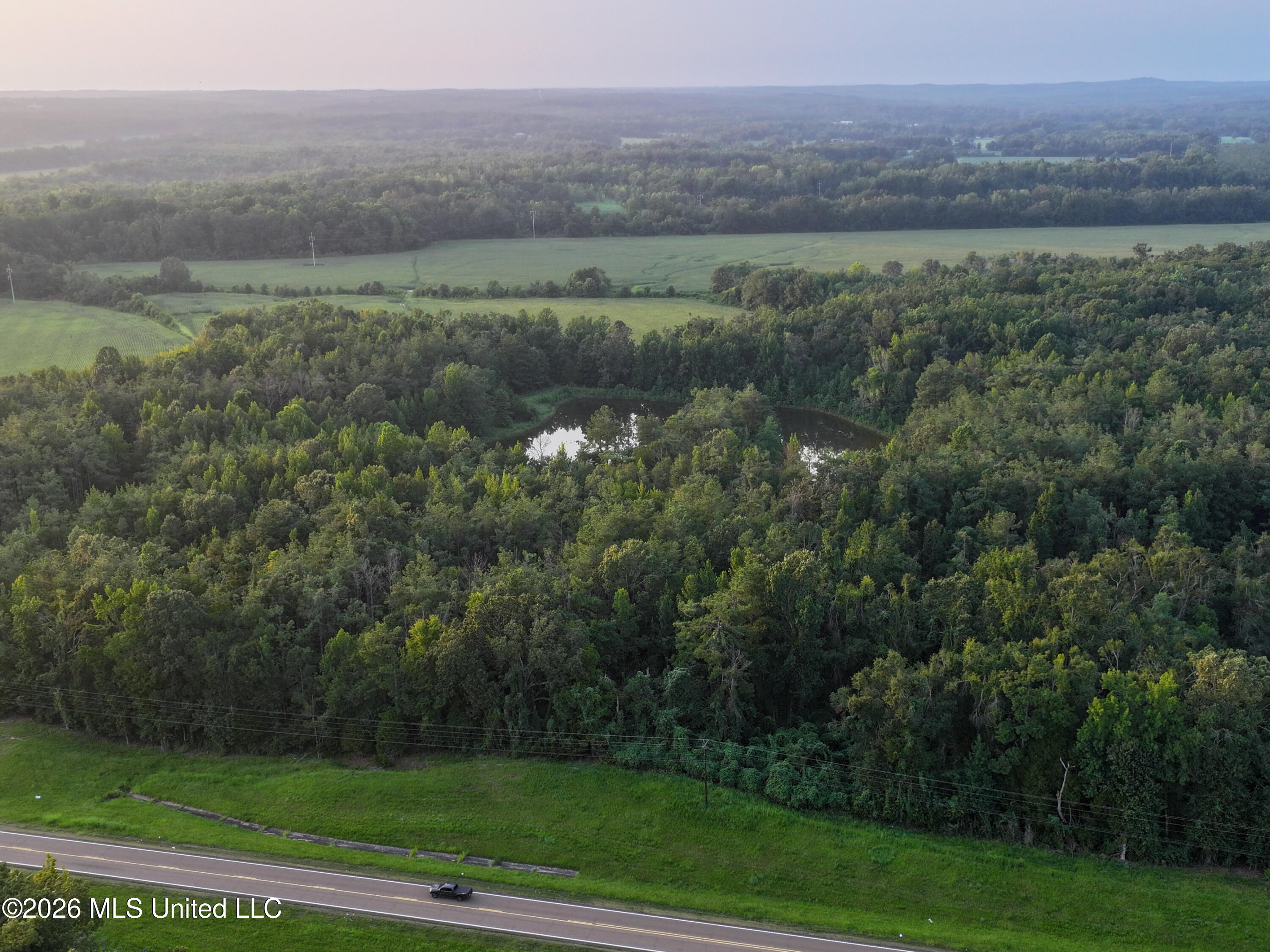 Highway 7 Property Photo 16