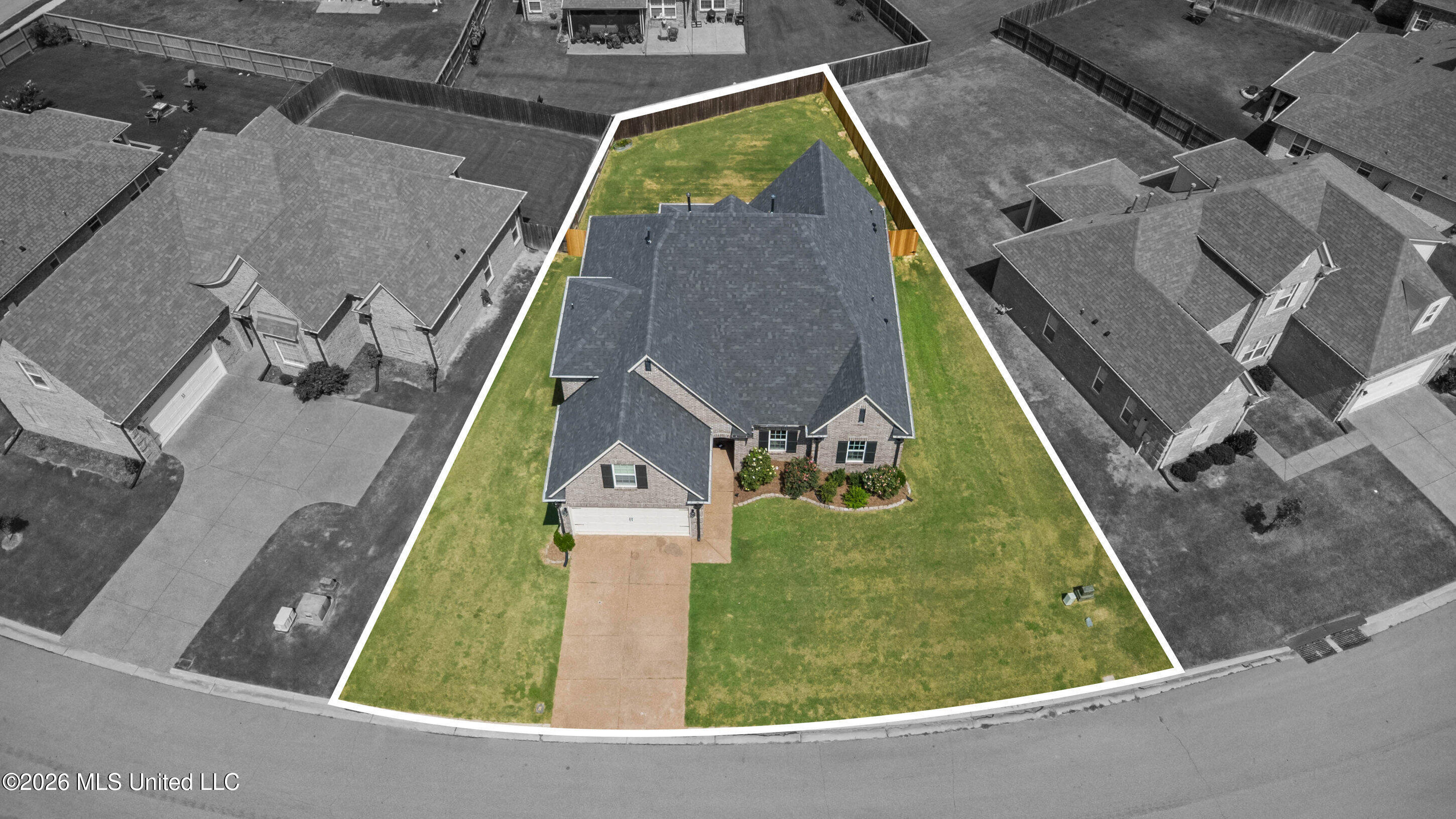 3545 Dandridge Terrace Property Photo 4