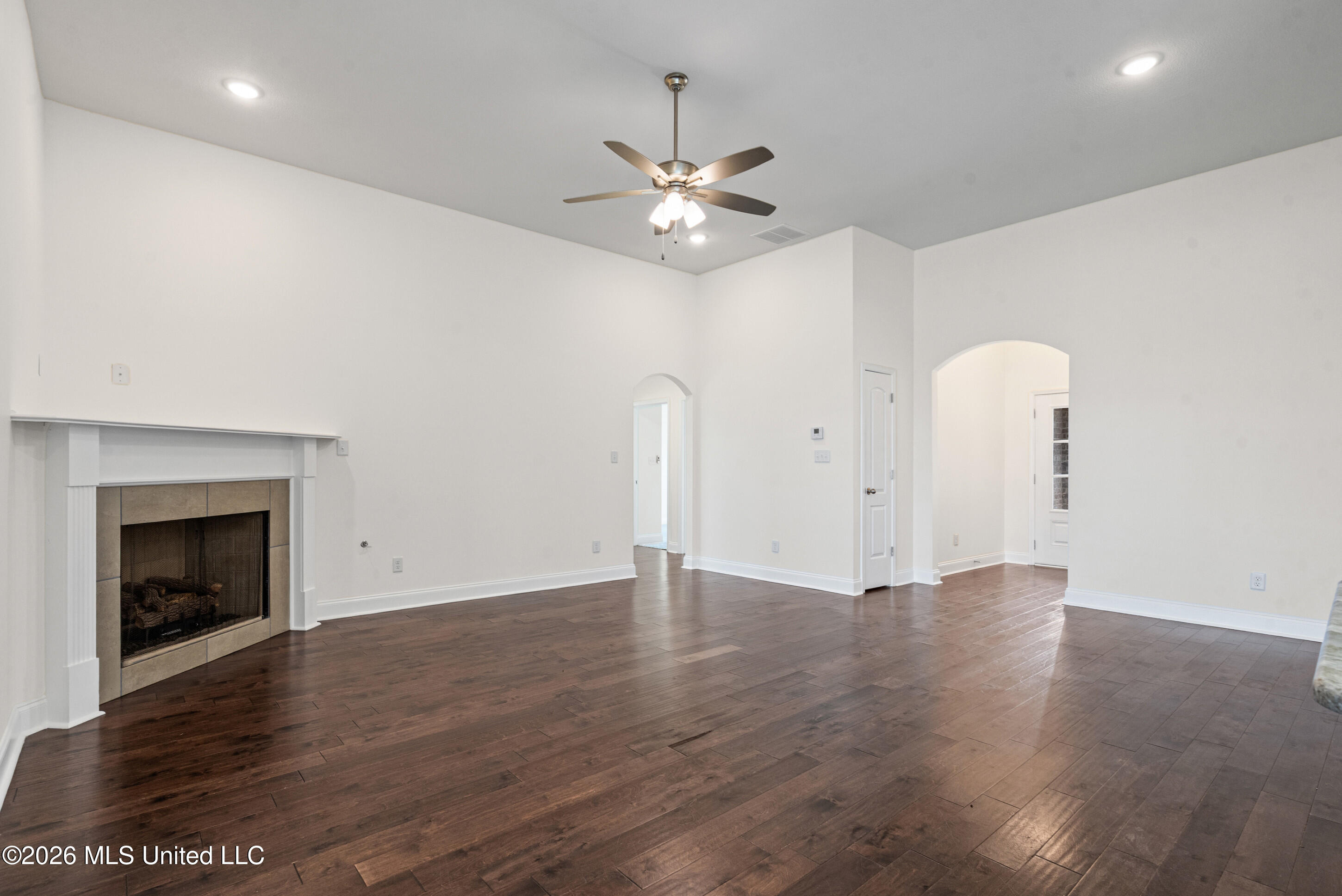 3545 Dandridge Terrace Property Photo 8