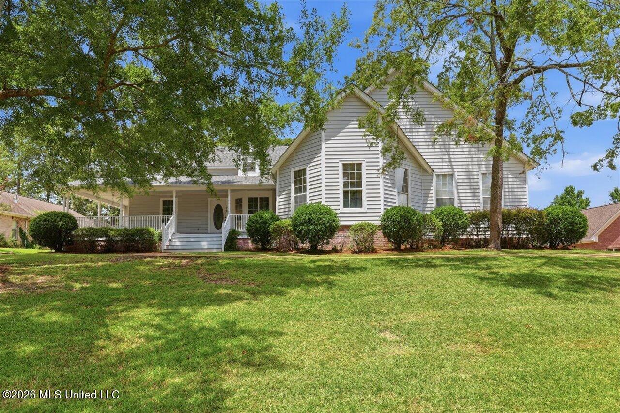 675 April Sound Property Photo 1