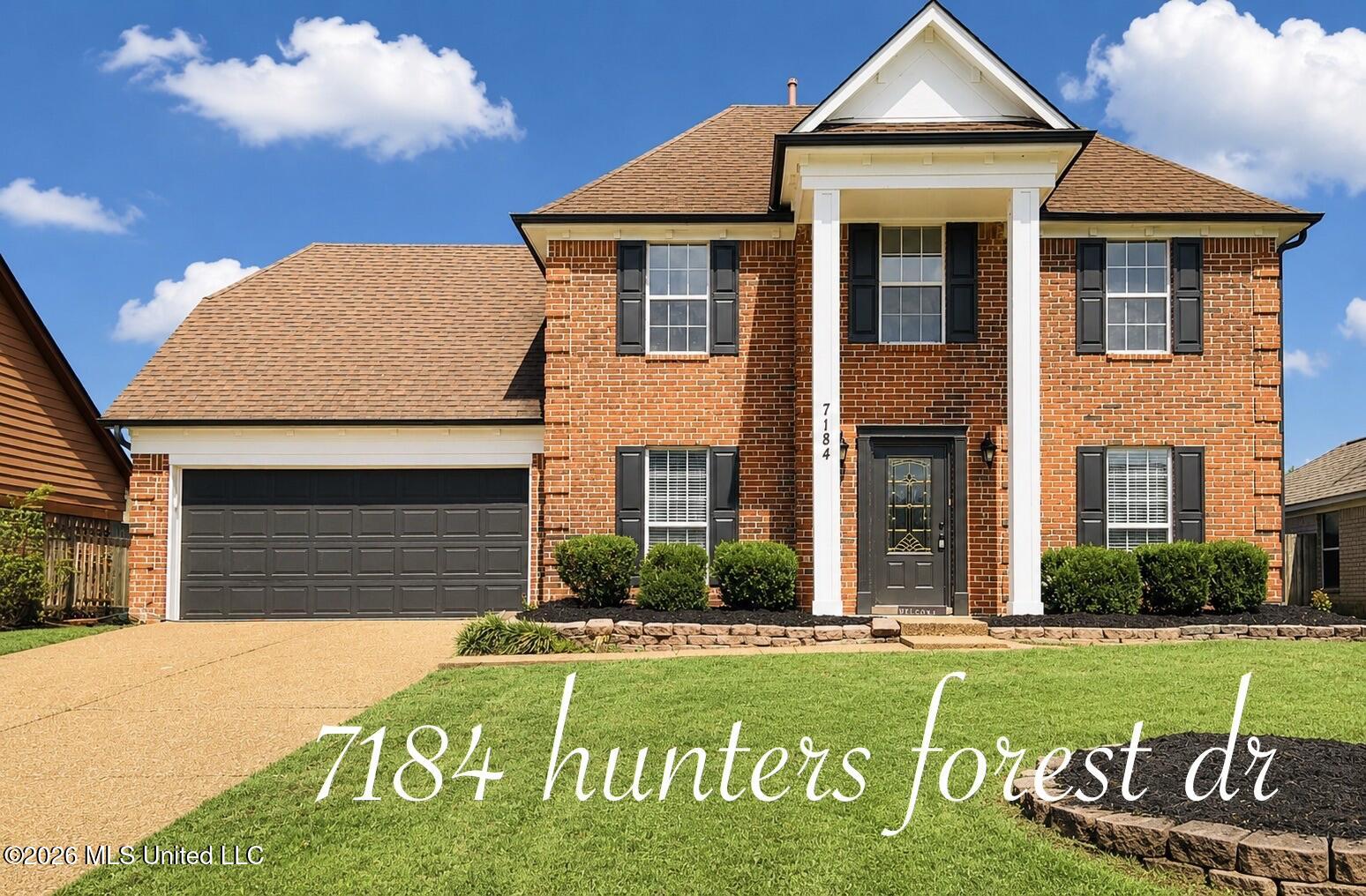 7184 Hunter Forest Drive Property Photo 1