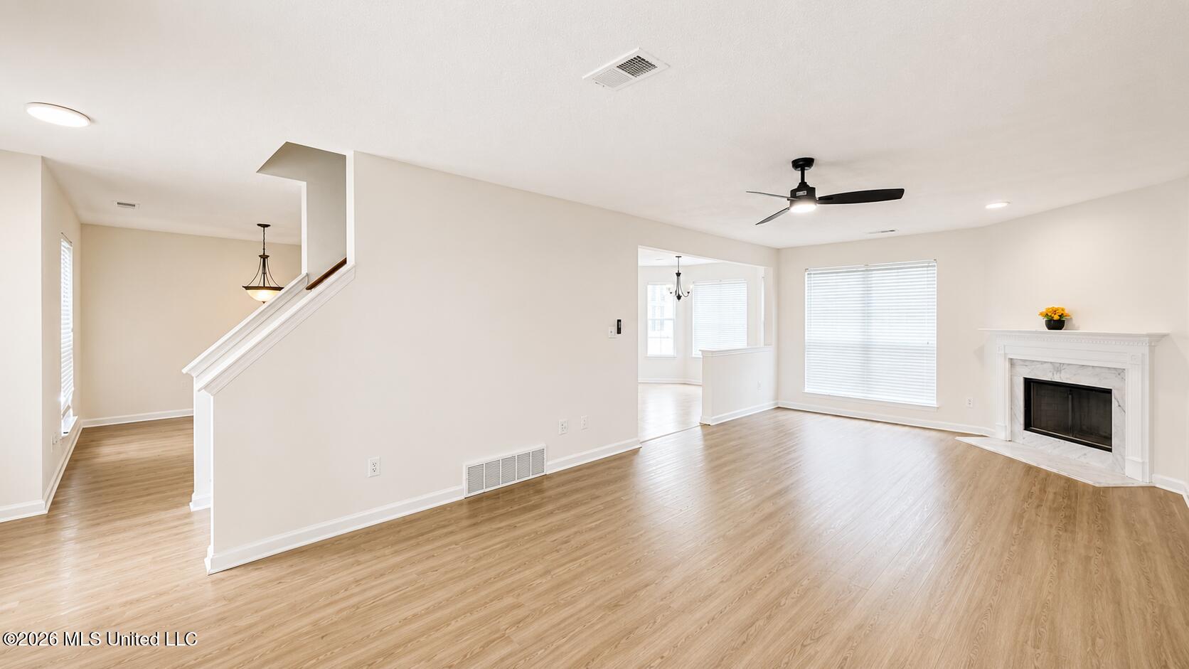 7184 Hunter Forest Drive Property Photo 20