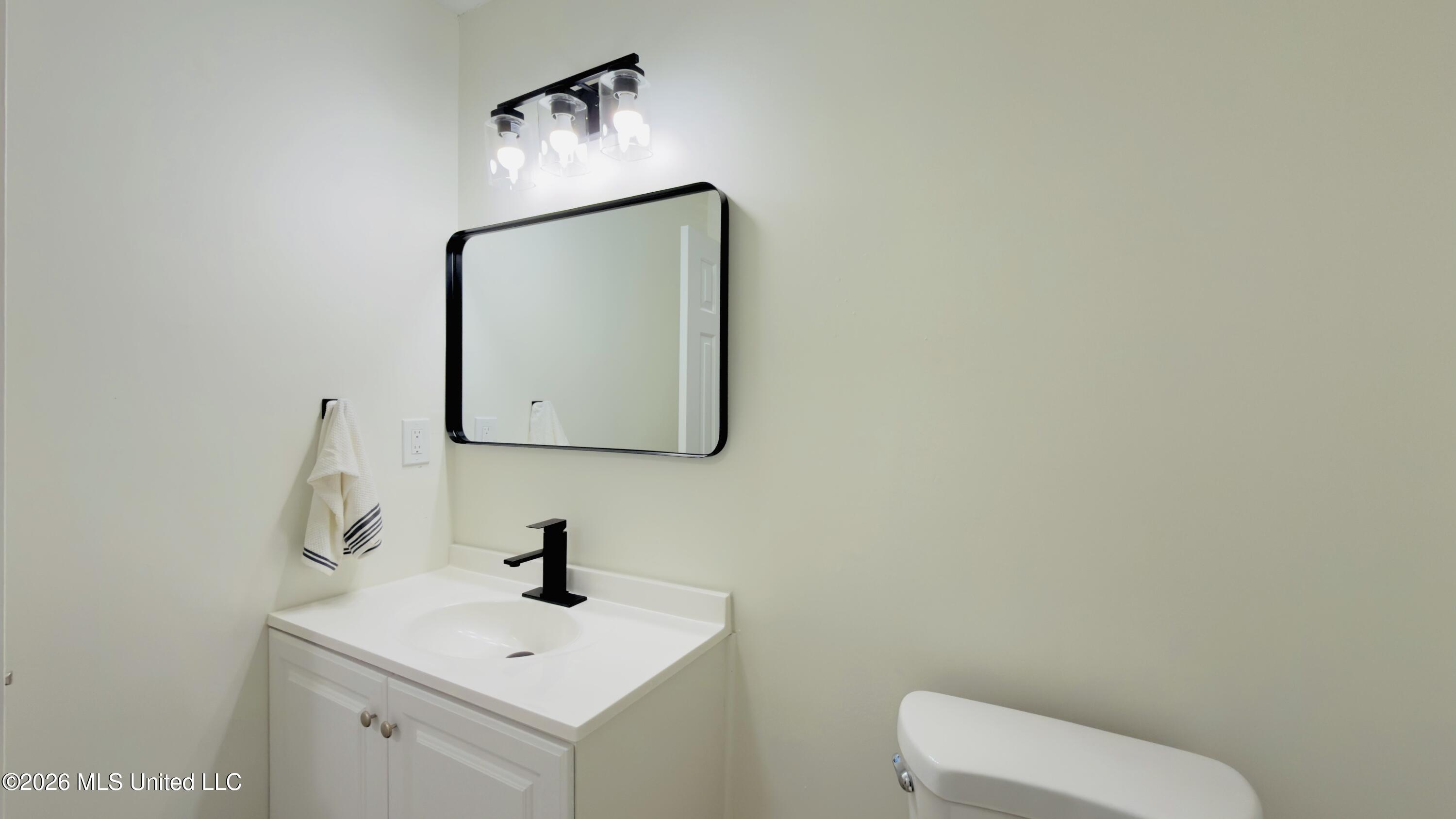 7184 Hunter Forest Drive Property Photo 35