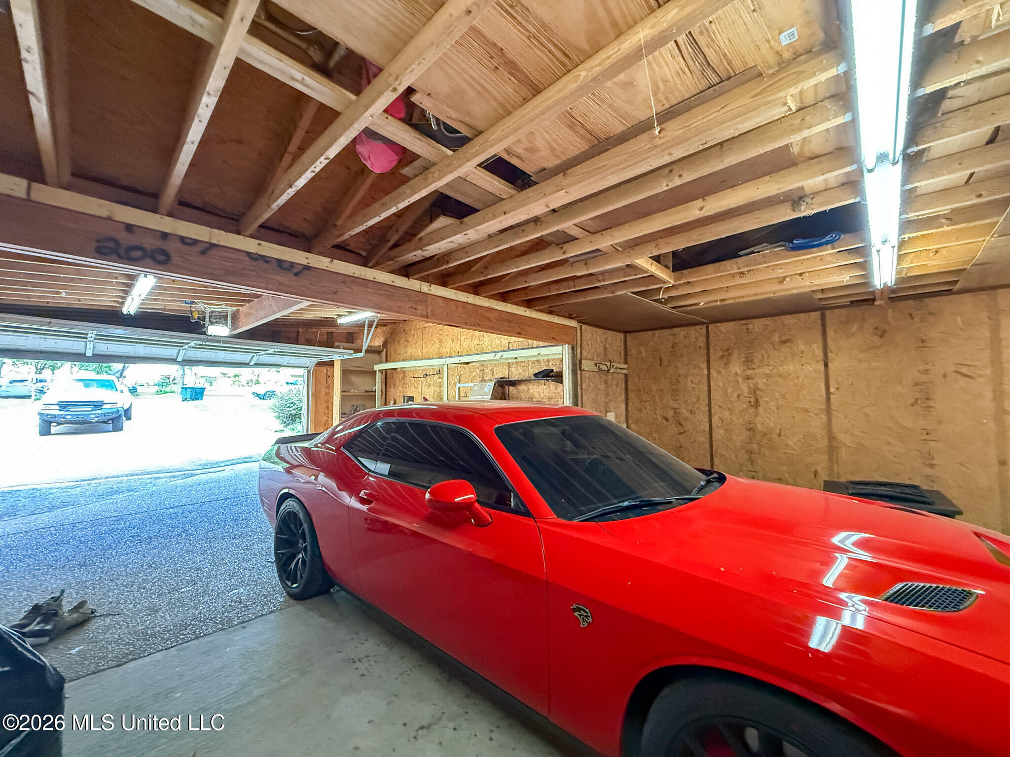 200 Stonington Drive Property Photo 18