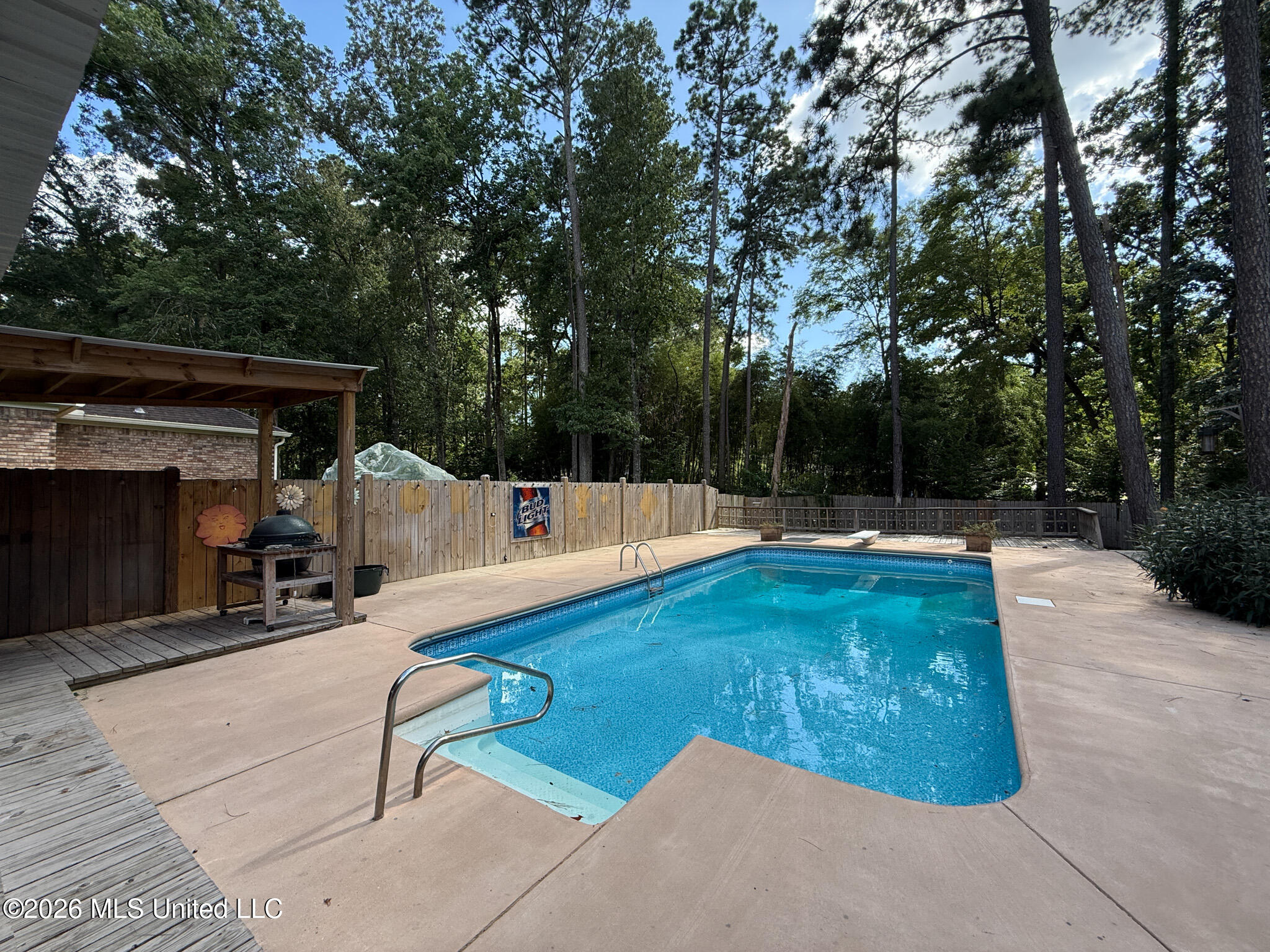 200 Stonington Drive Property Photo 20