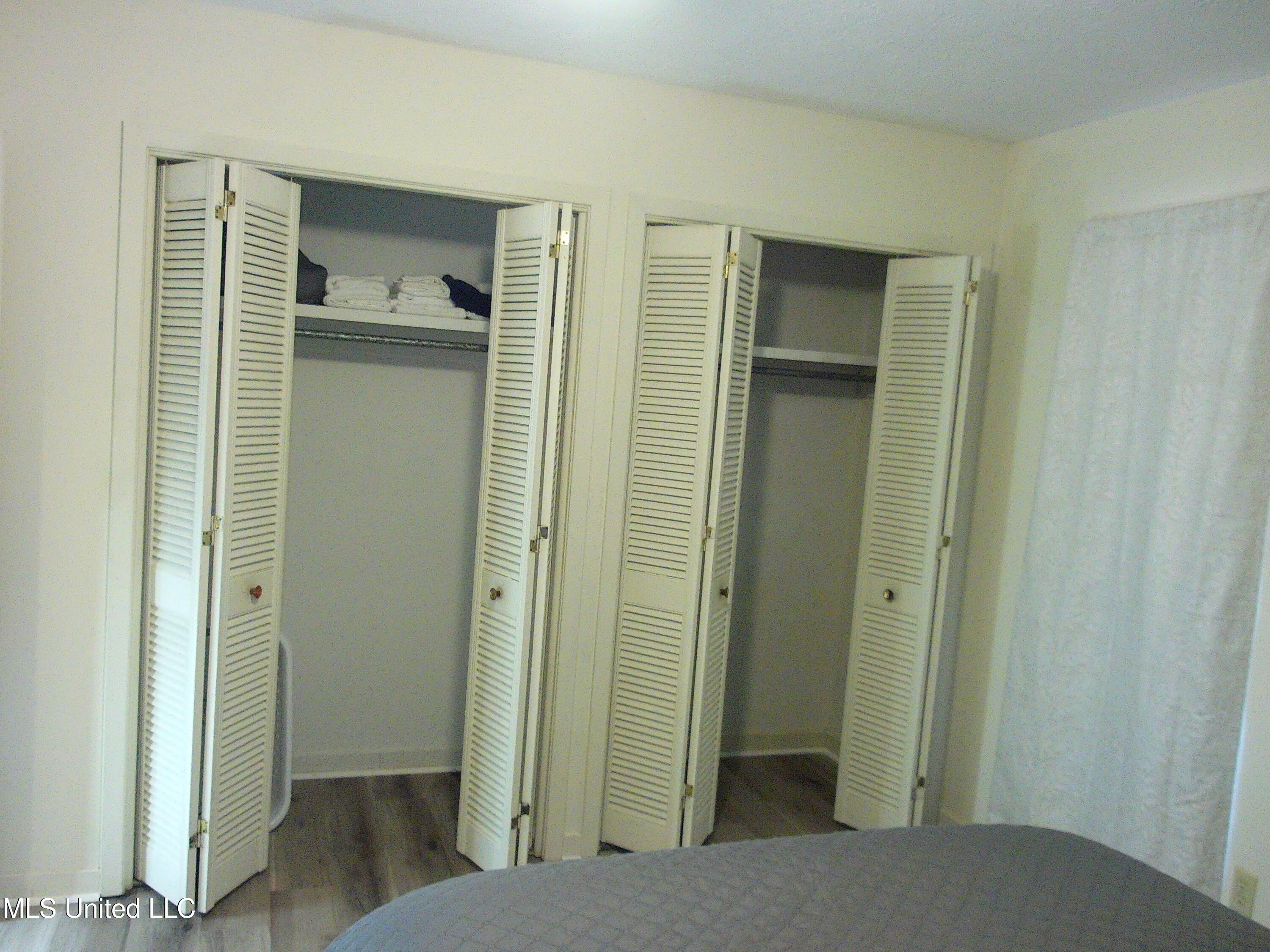 3407 Dundee Lane Property Photo 9