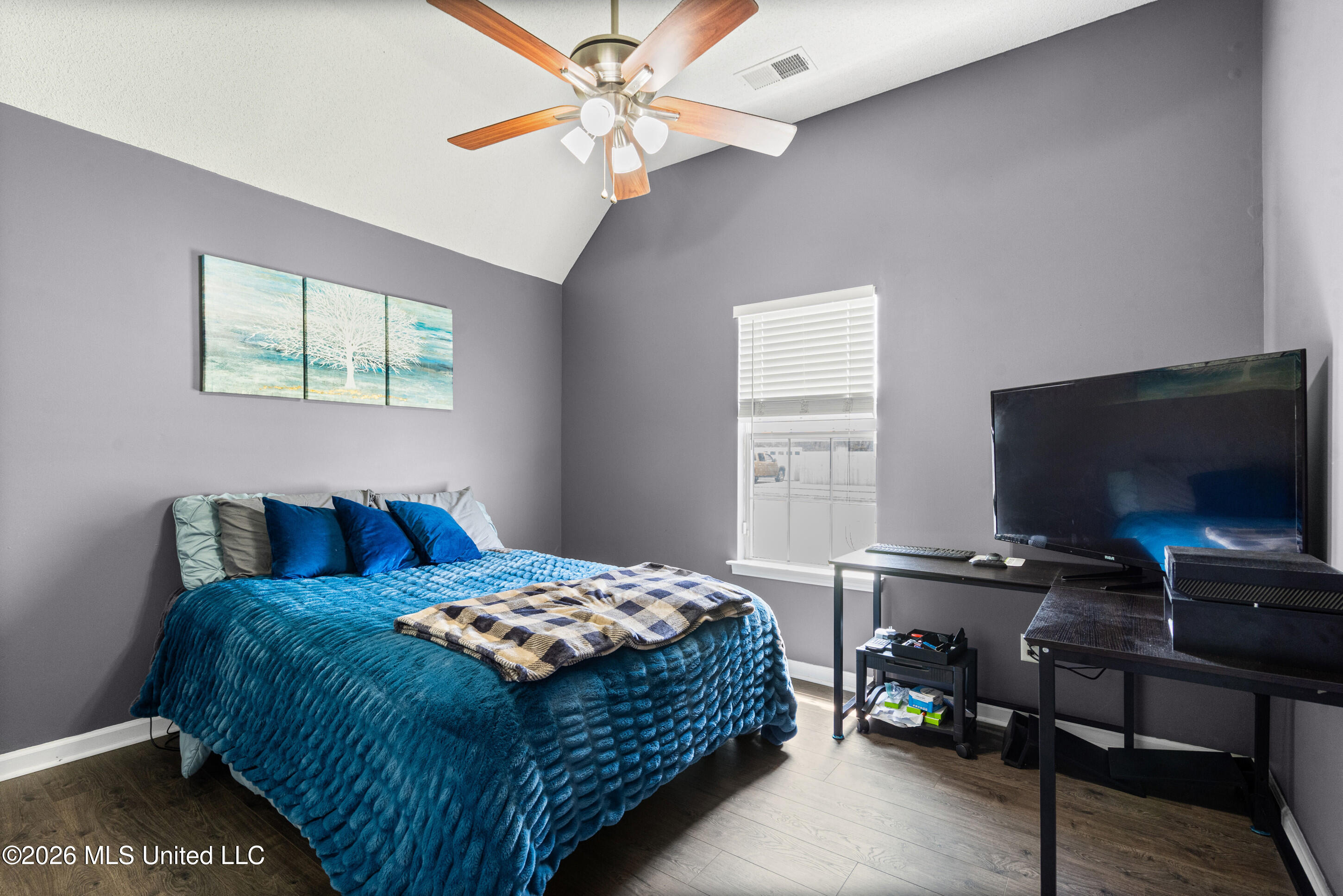 9768 Crape Myrtle Drive Property Photo 17