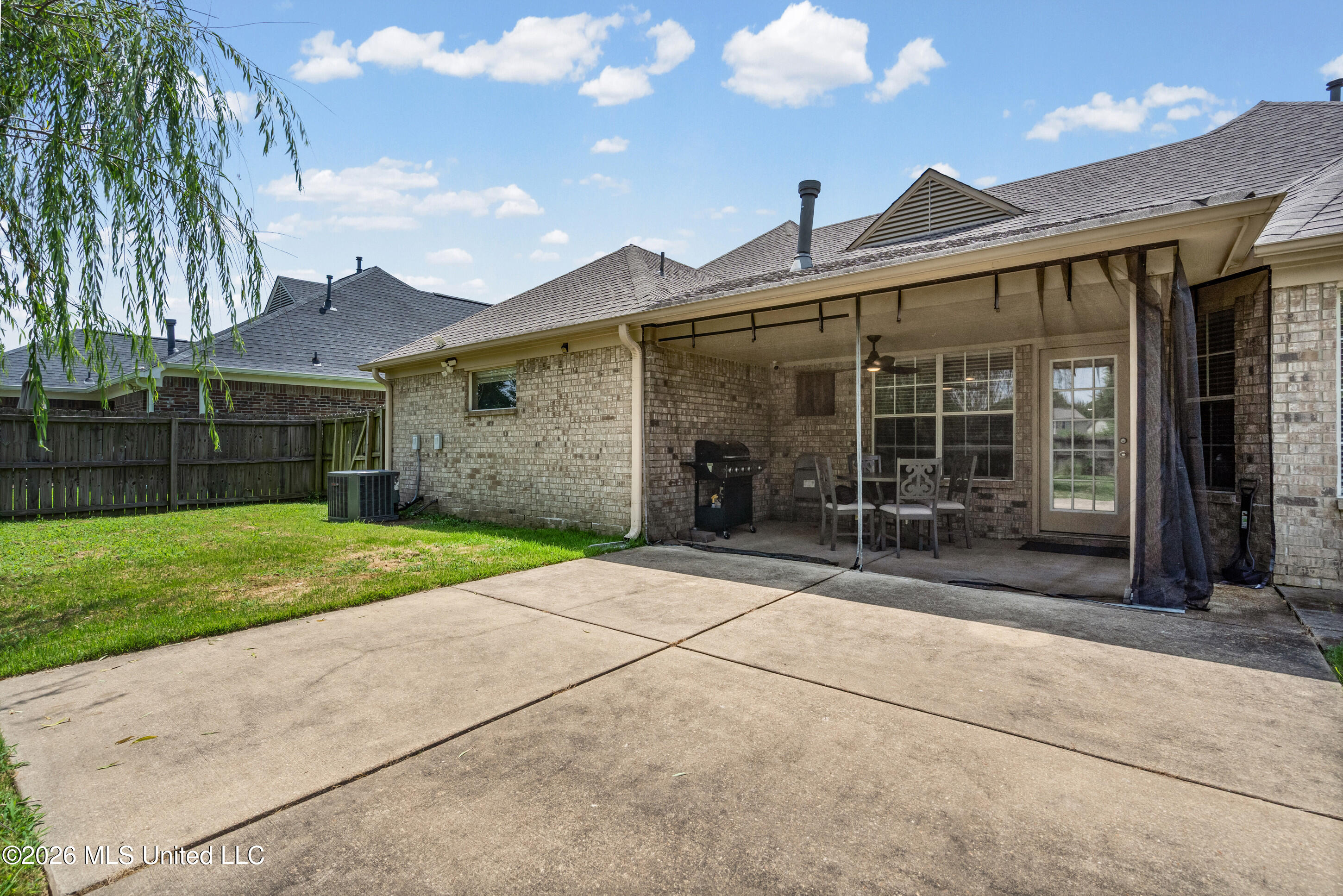 9768 Crape Myrtle Drive Property Photo 22