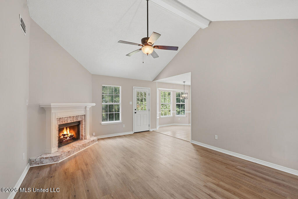 3019 Scarlet Oak Drive Property Photo 3