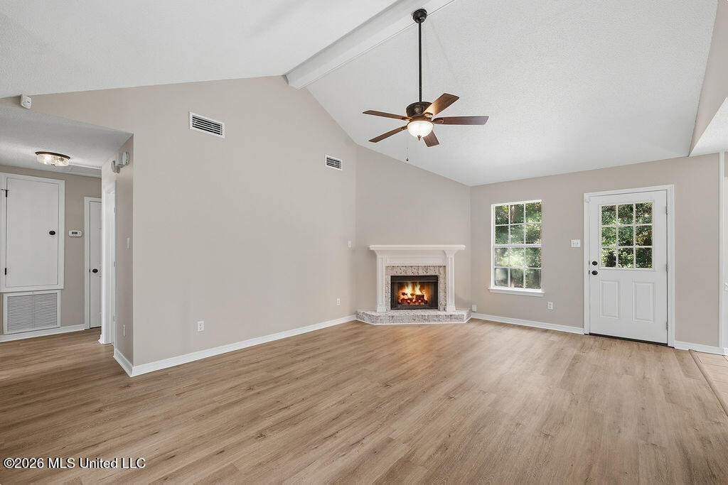 3019 Scarlet Oak Drive Property Photo 5