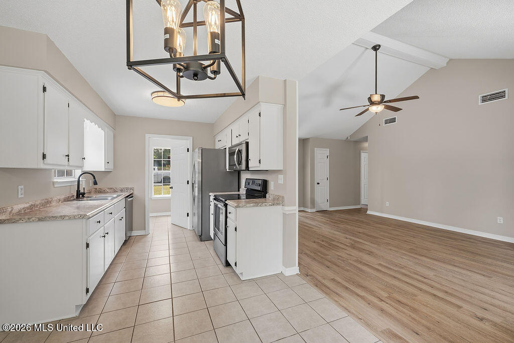 3019 Scarlet Oak Drive Property Photo 8