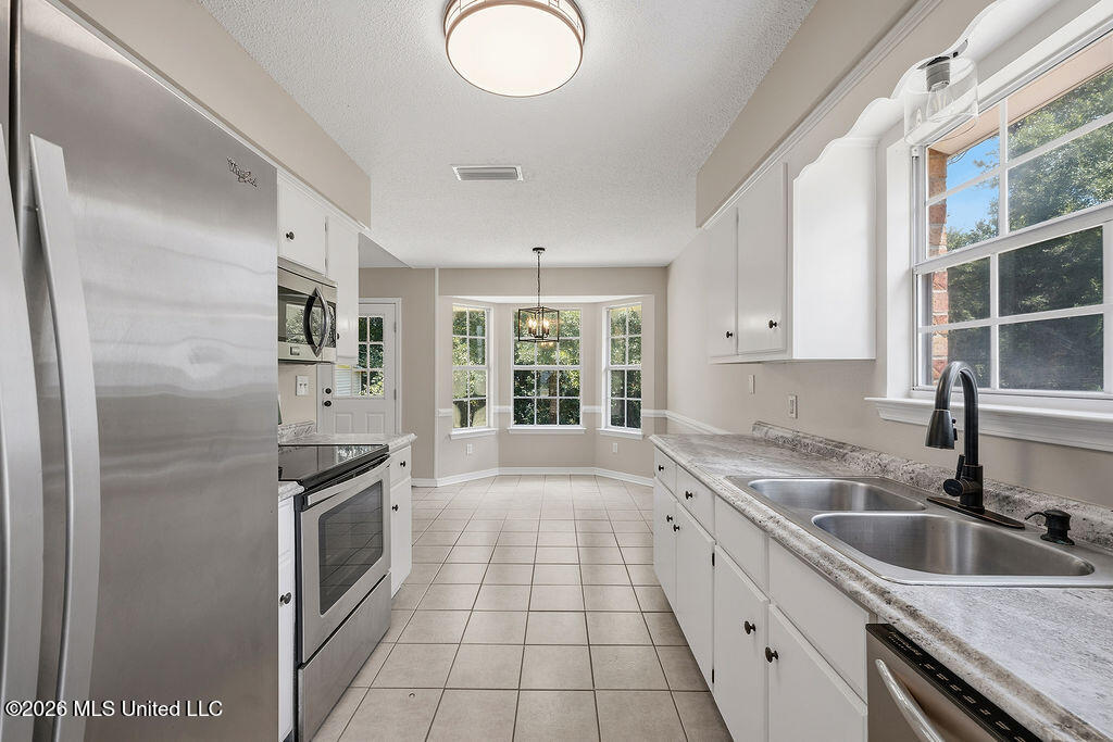 3019 Scarlet Oak Drive Property Photo 10