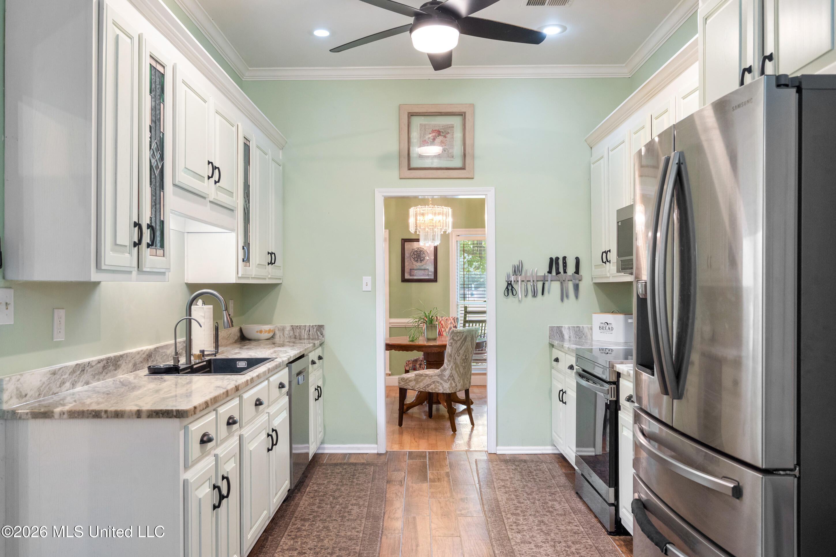 8265 Windersgate Drive Property Photo 15