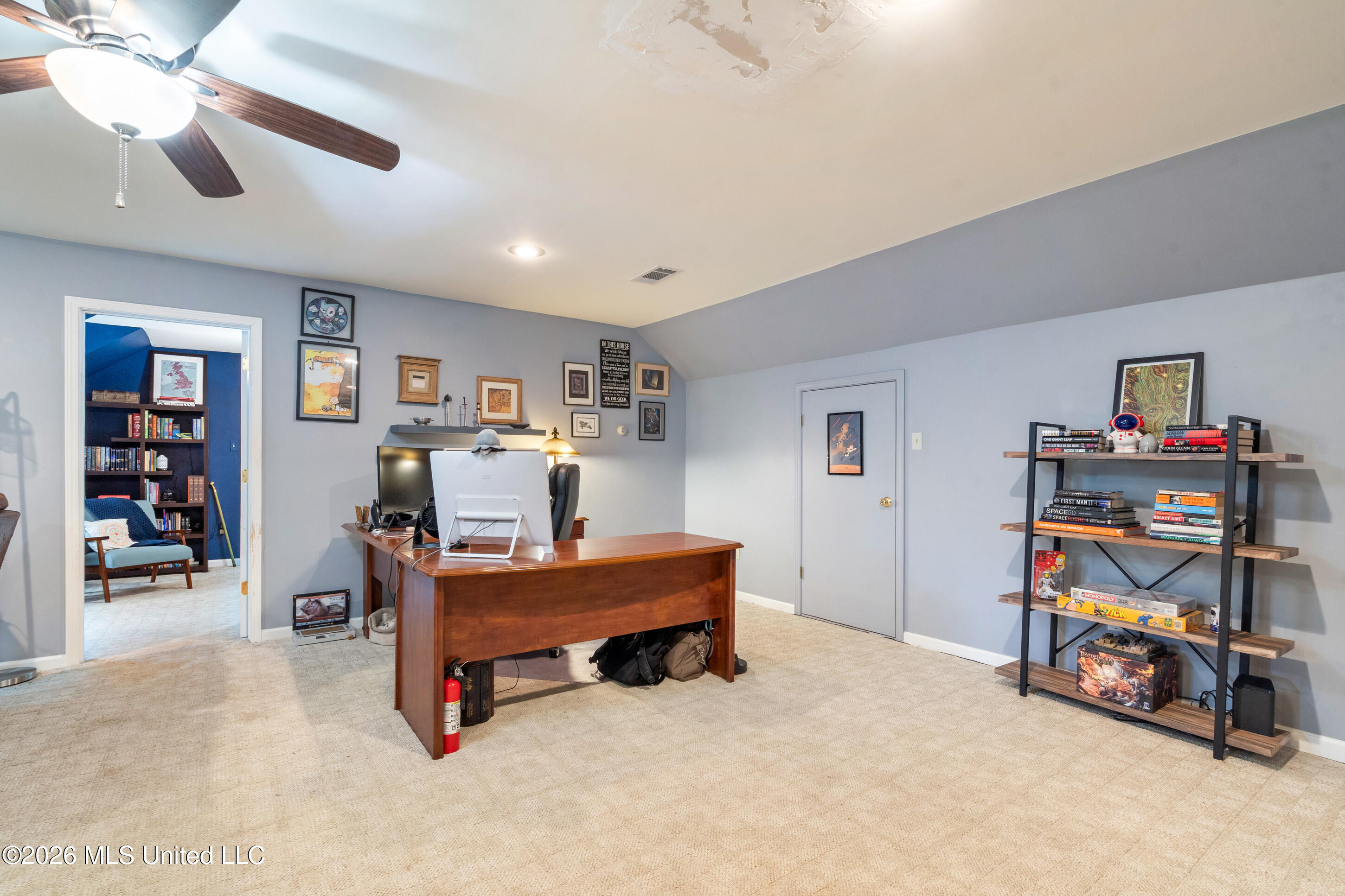8265 Windersgate Drive Property Photo 27