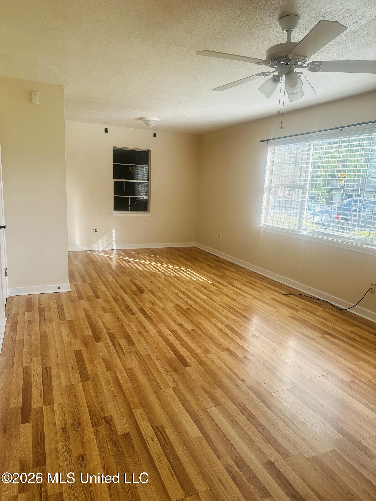 508 Queen Park Circle Property Photo 7