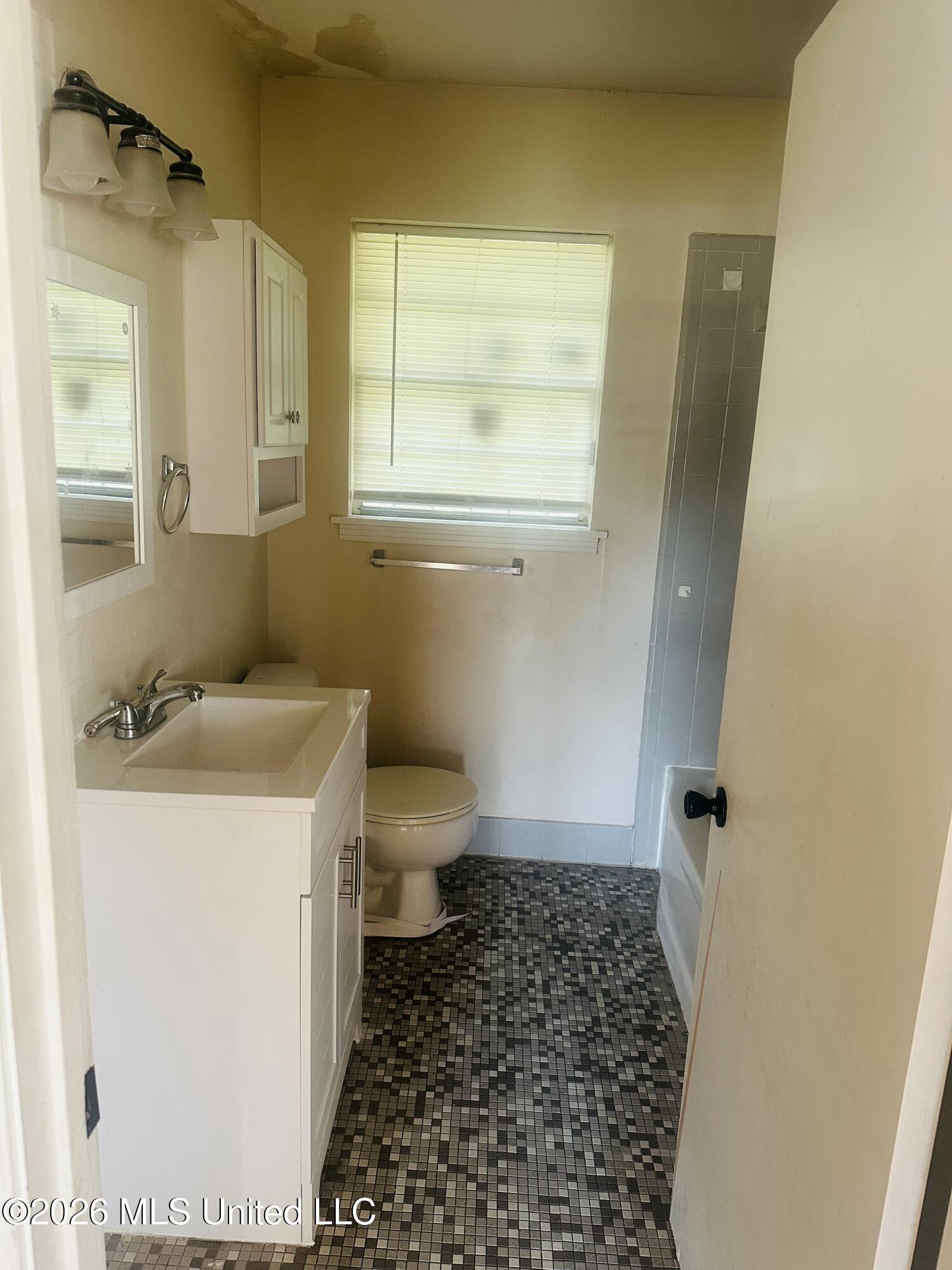 508 Queen Park Circle Property Photo 21